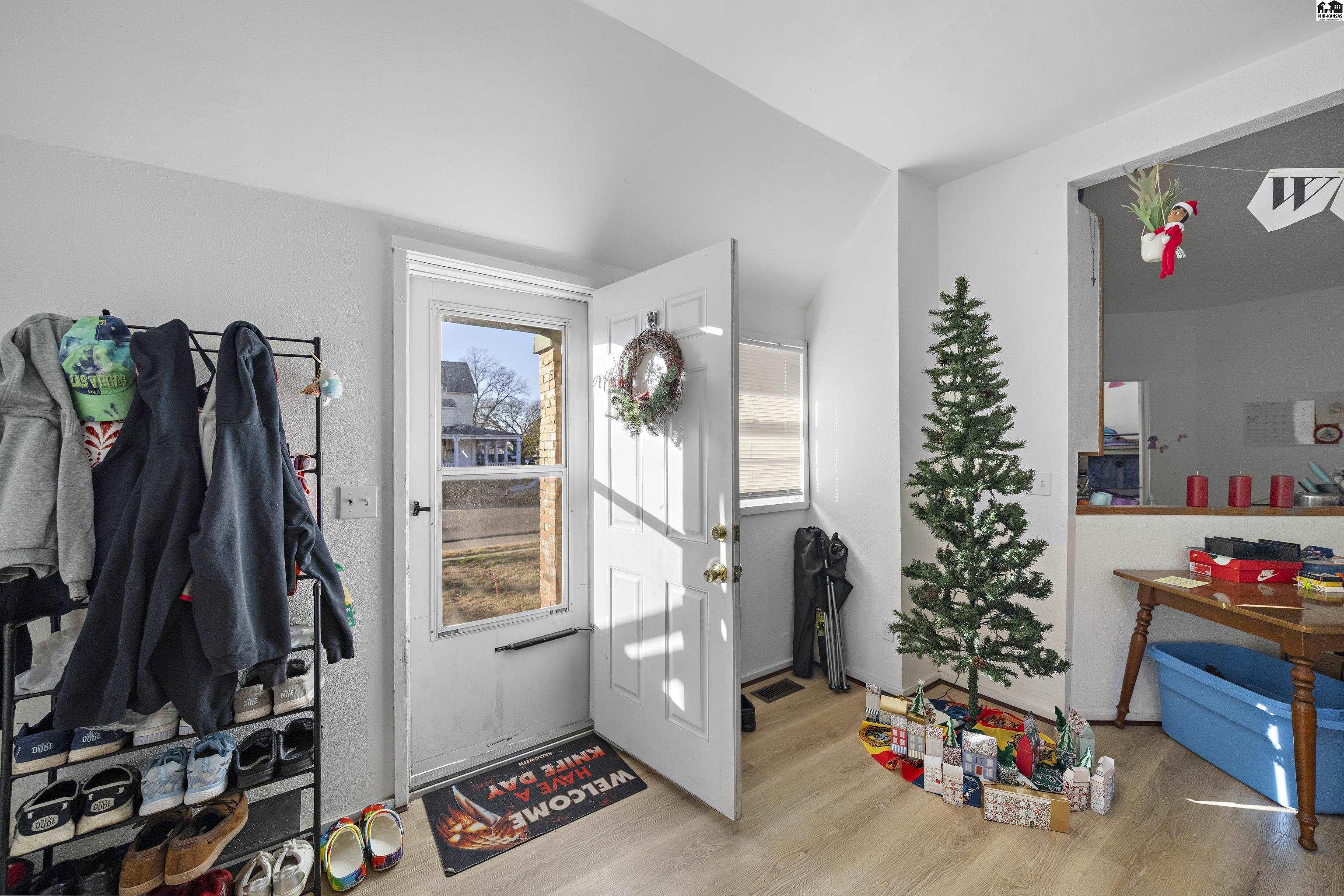 518 N Poplar Street Hutchinson KS 67501