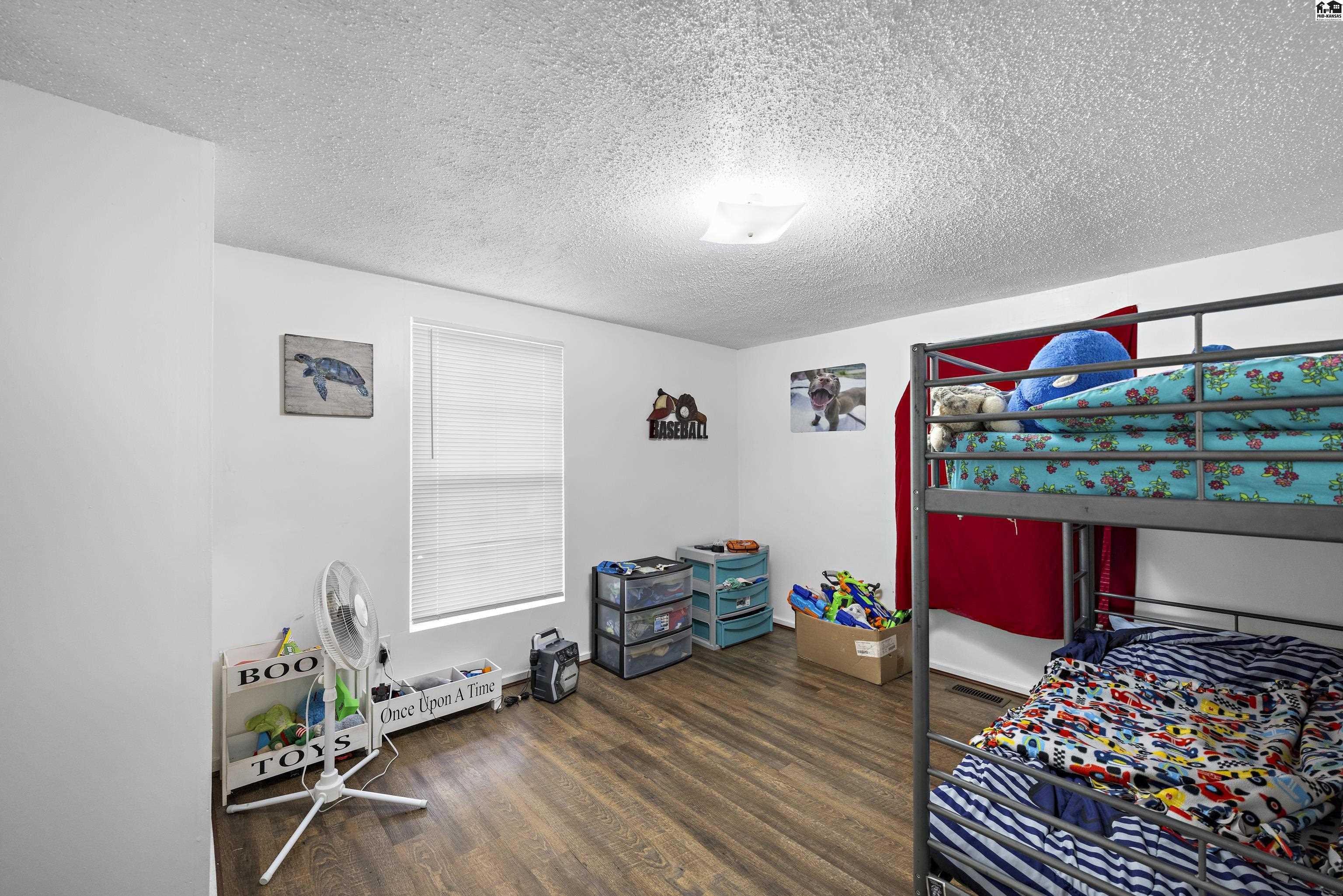 518 N Poplar Street Hutchinson KS 67501