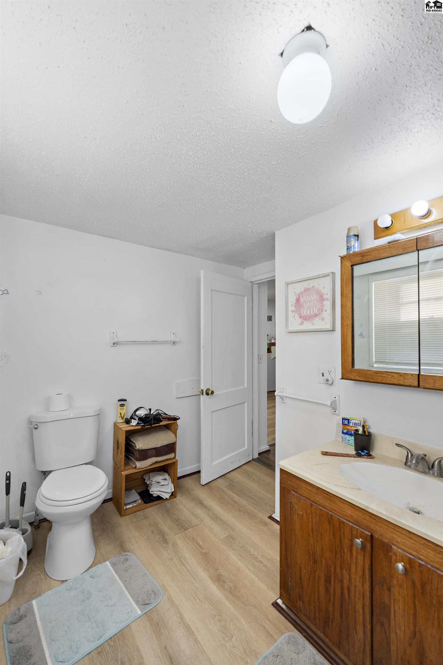 518 N Poplar Street Hutchinson KS 67501