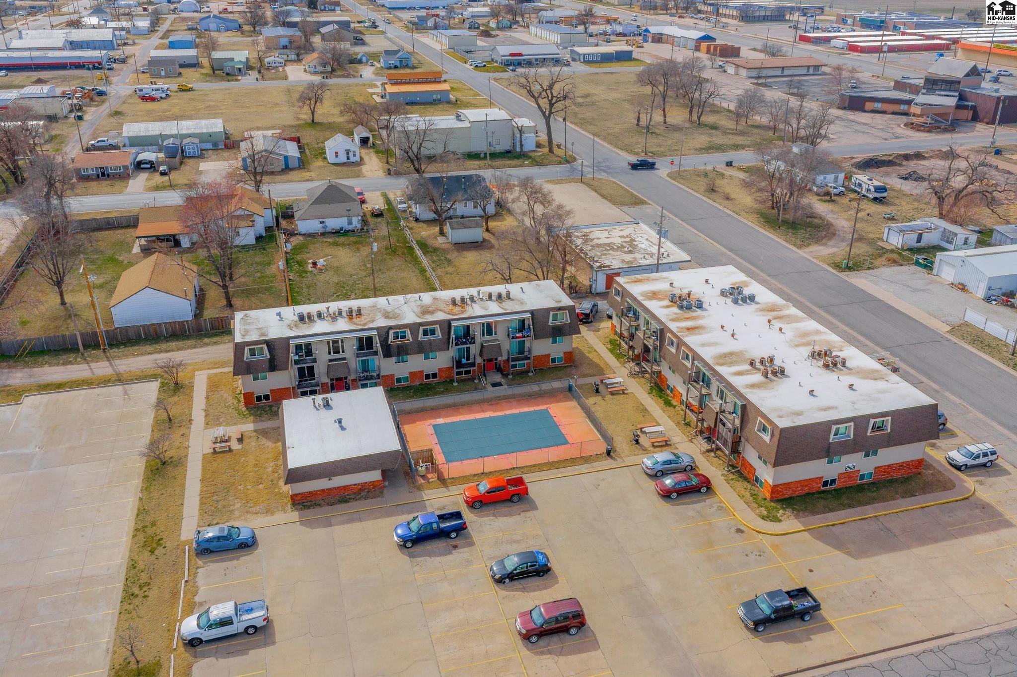 103 E 7th Avenue South Hutchinson KS 67505