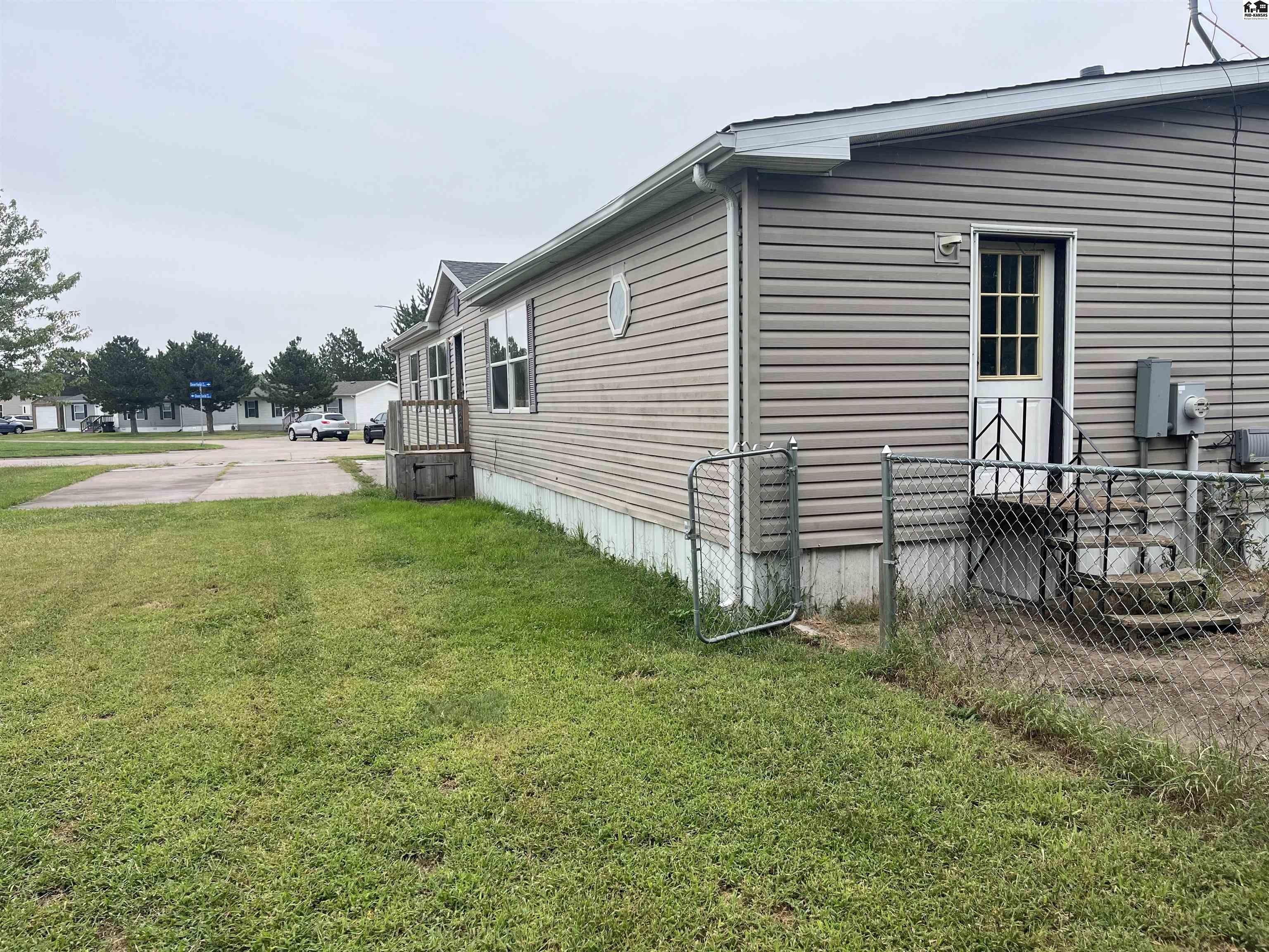 816 Deerfield Road Mcpherson KS 67460