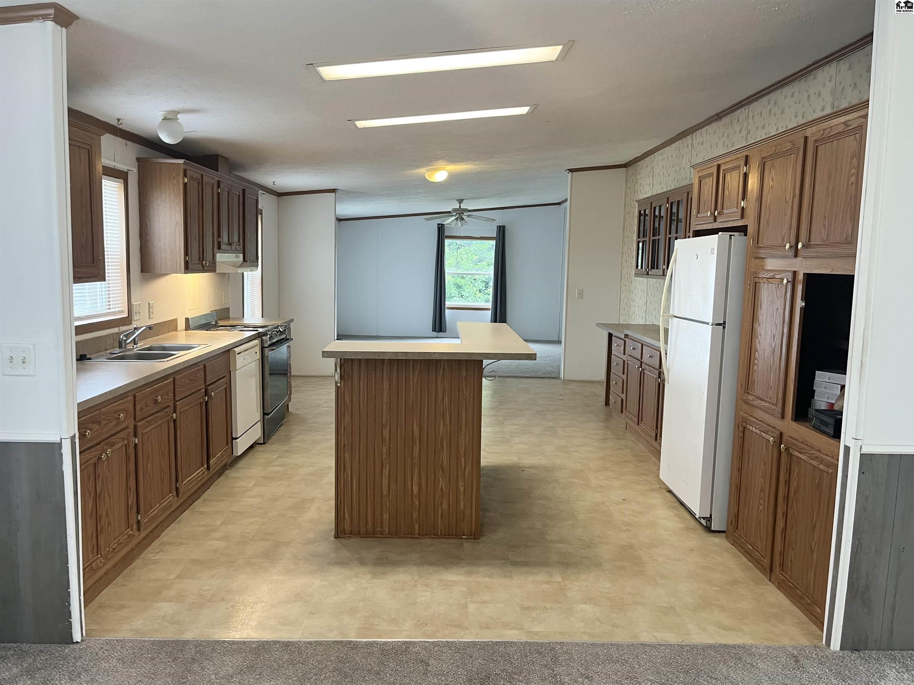 816 Deerfield Road Mcpherson KS 67460