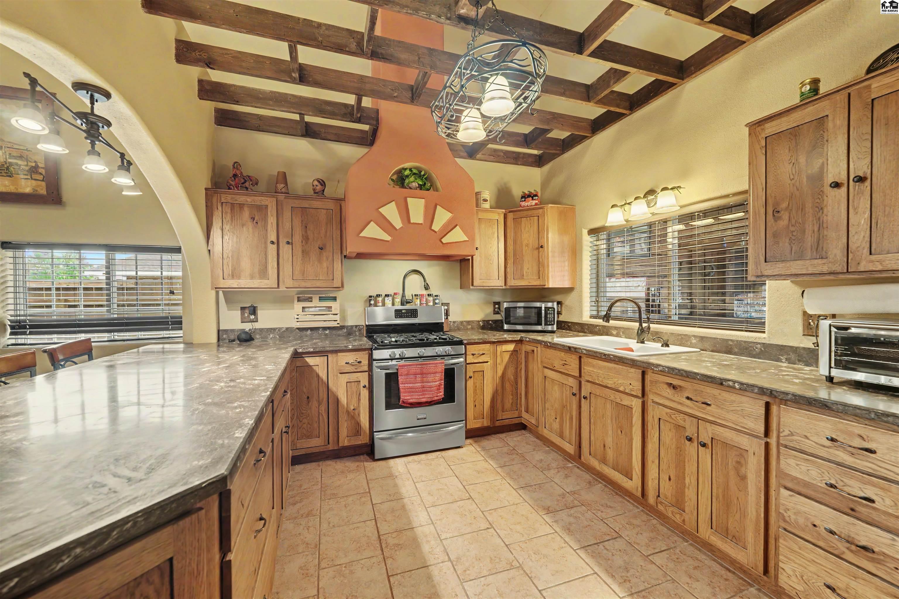 31 Campbell Road Marquette KS 67464