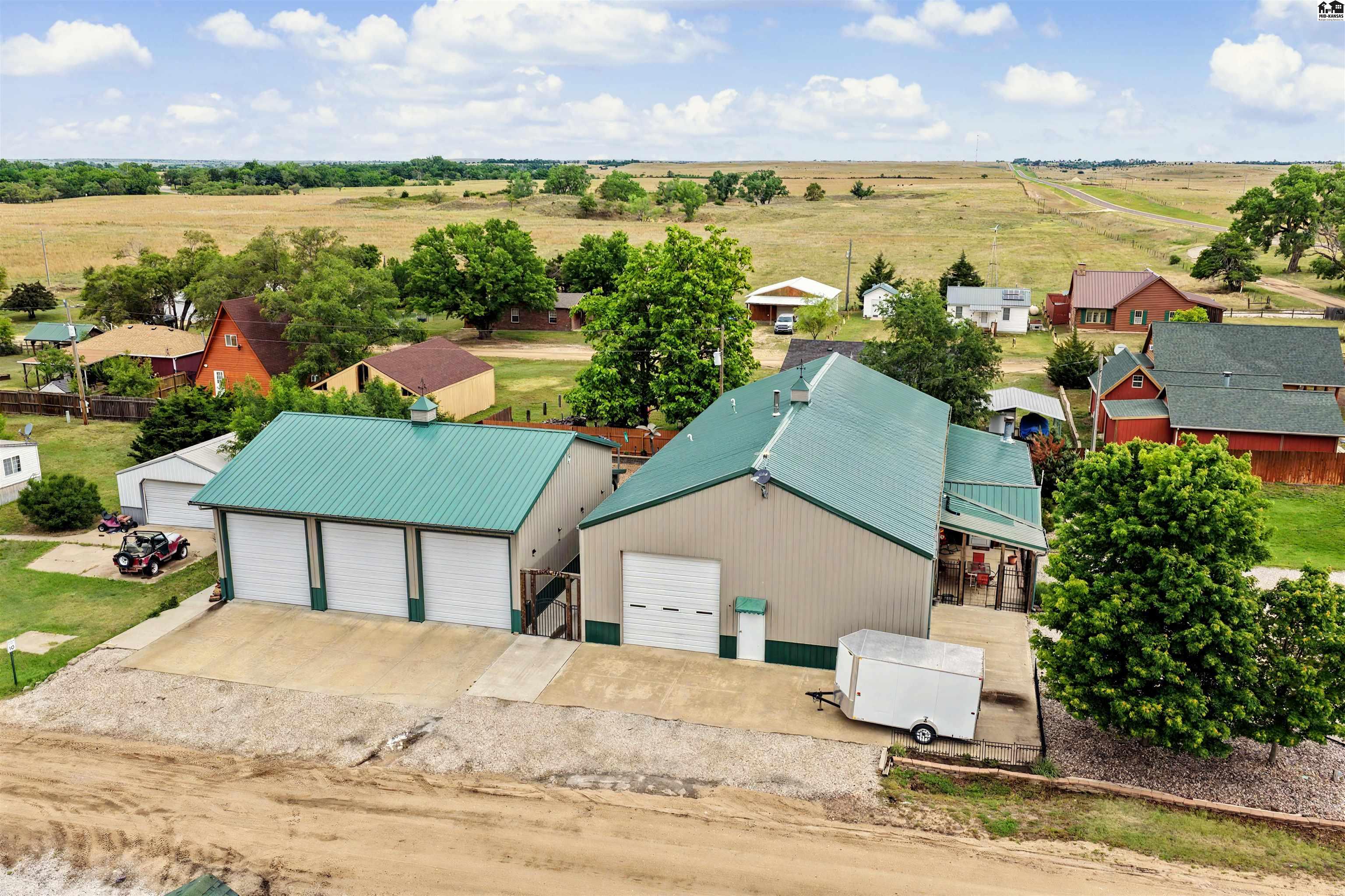 31 Campbell Road Marquette KS 67464