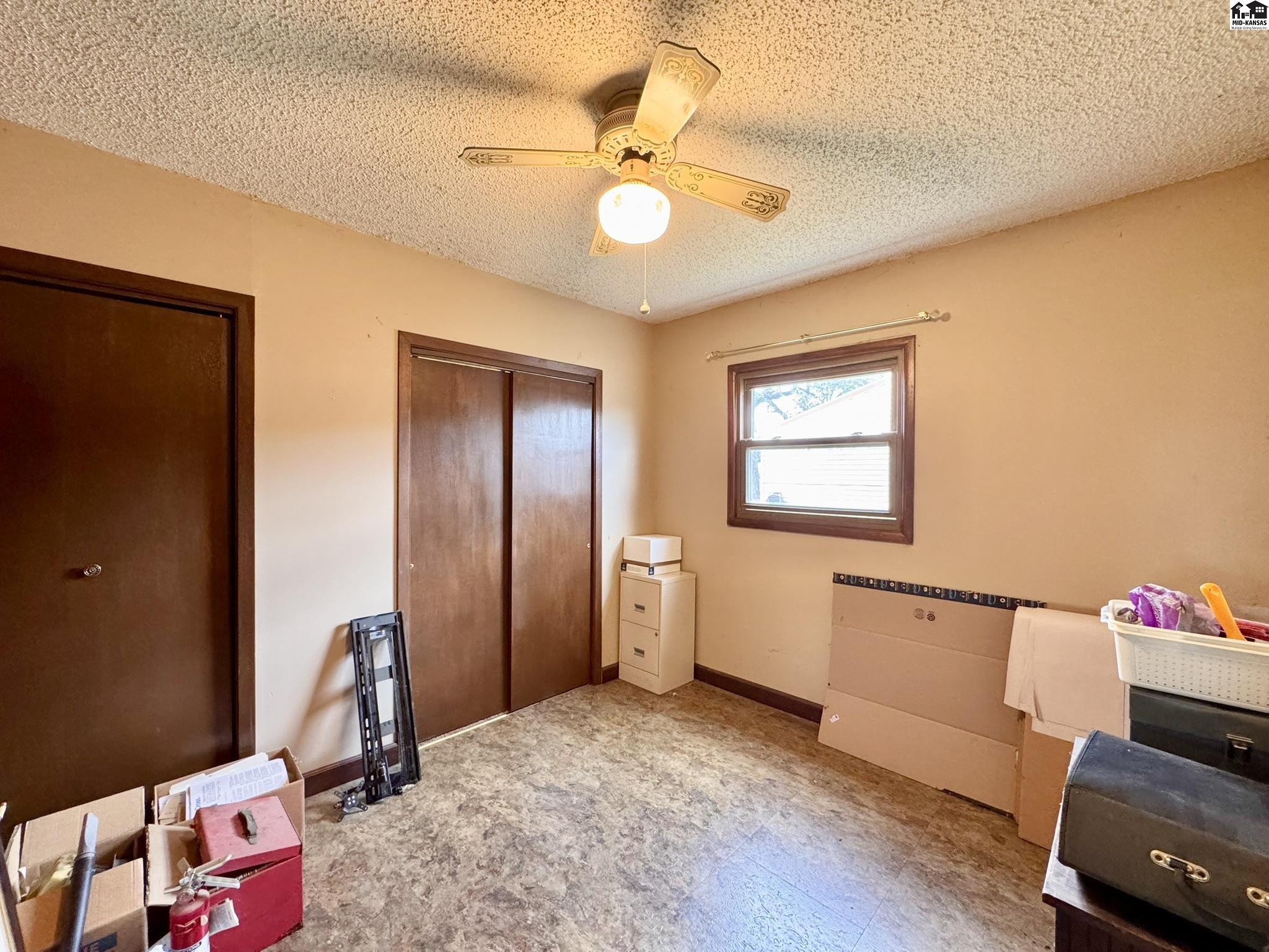 208 S Walnut Street South Hutchinson KS 67505
