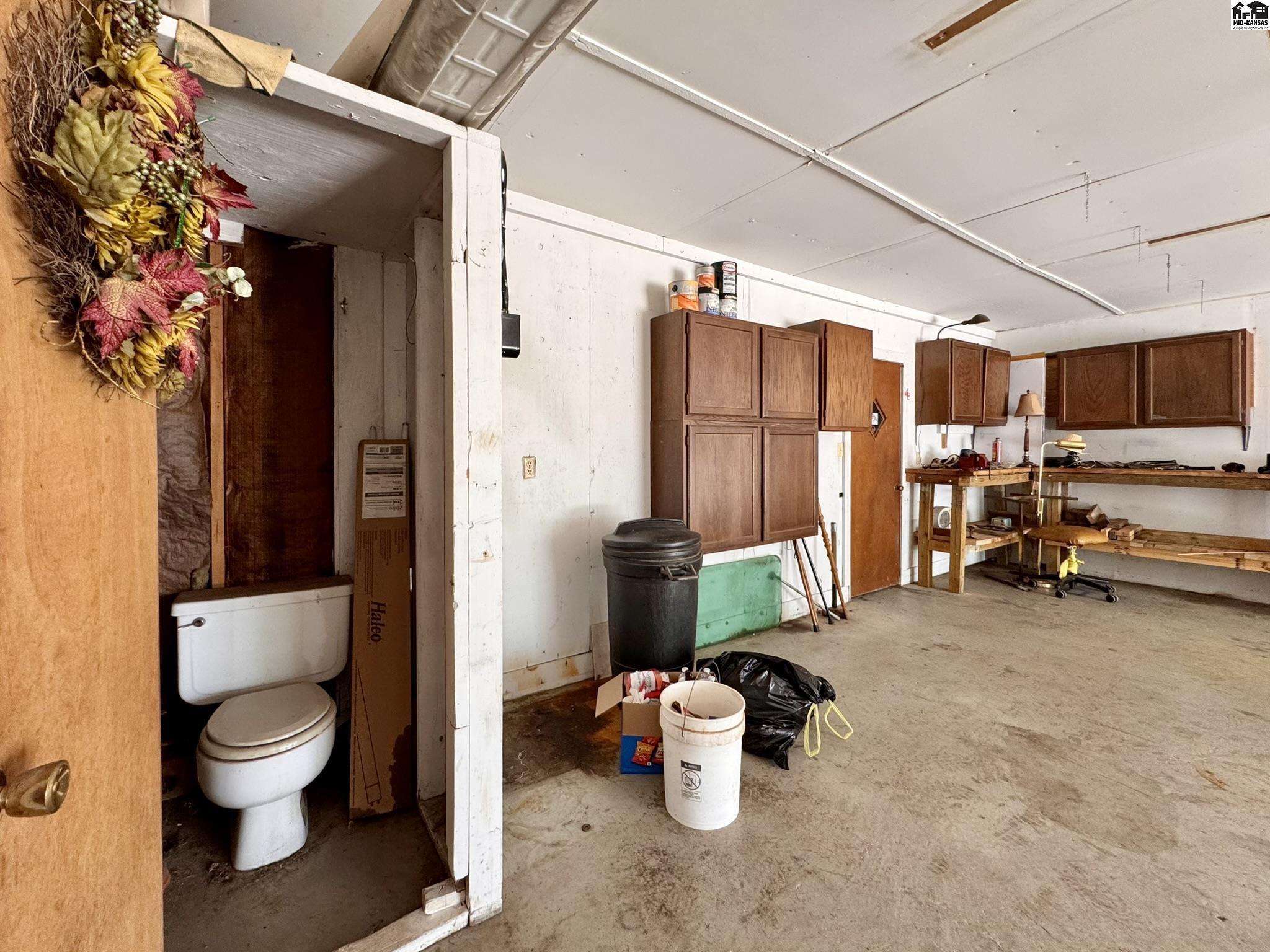 208 S Walnut Street South Hutchinson KS 67505