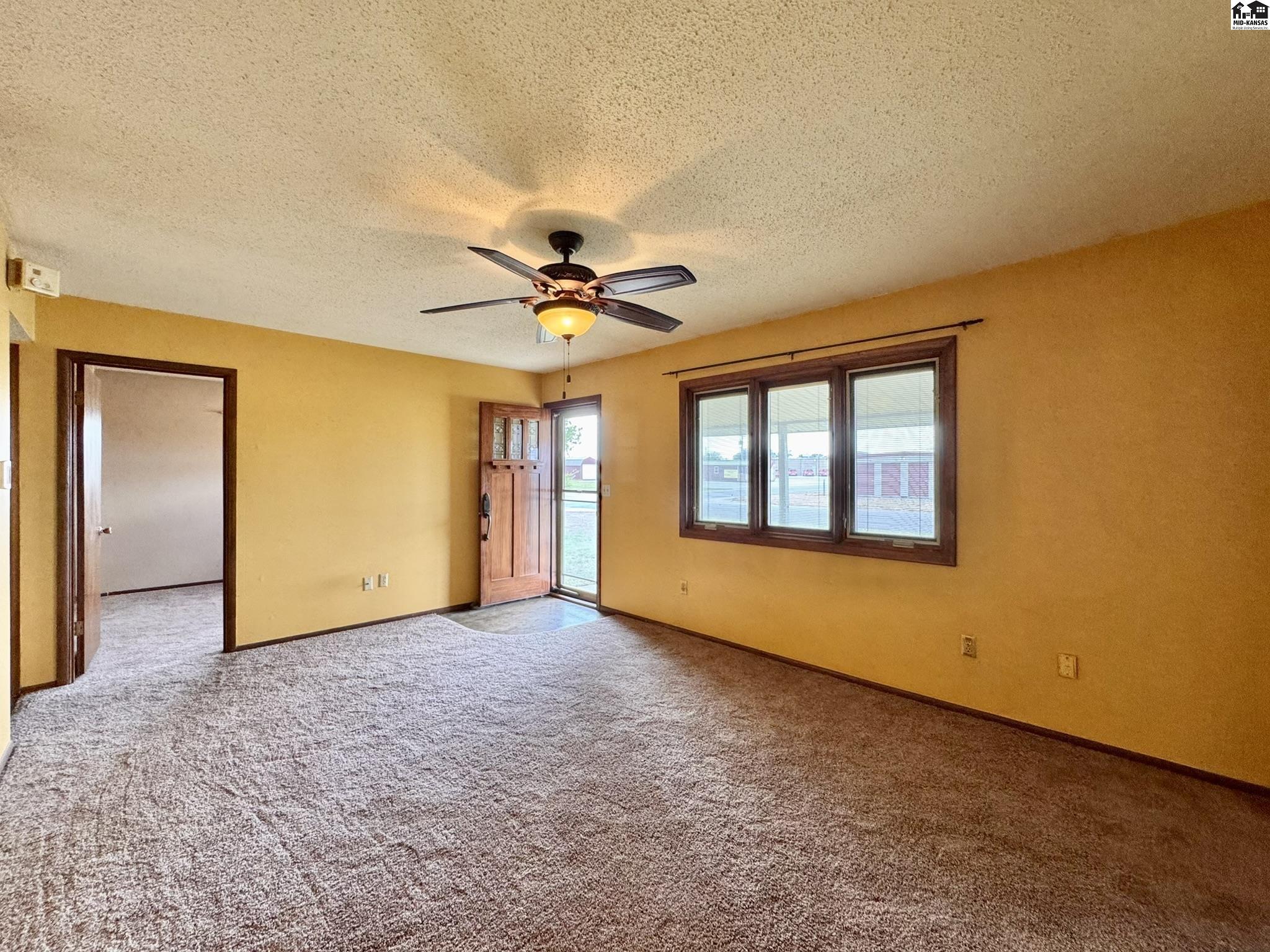 208 S Walnut Street South Hutchinson KS 67505