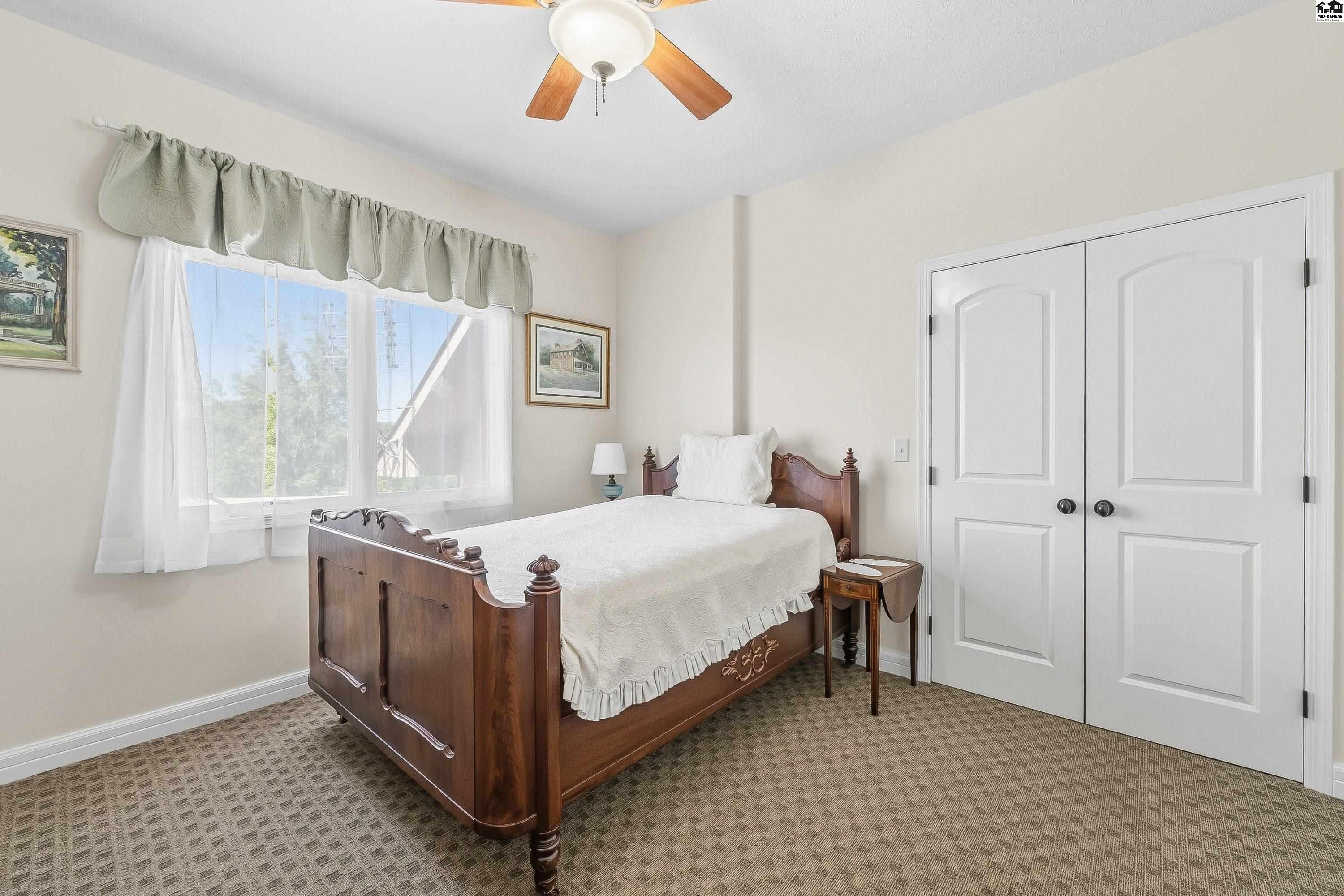 10205 Riviera Circle Hutchinson KS 67502