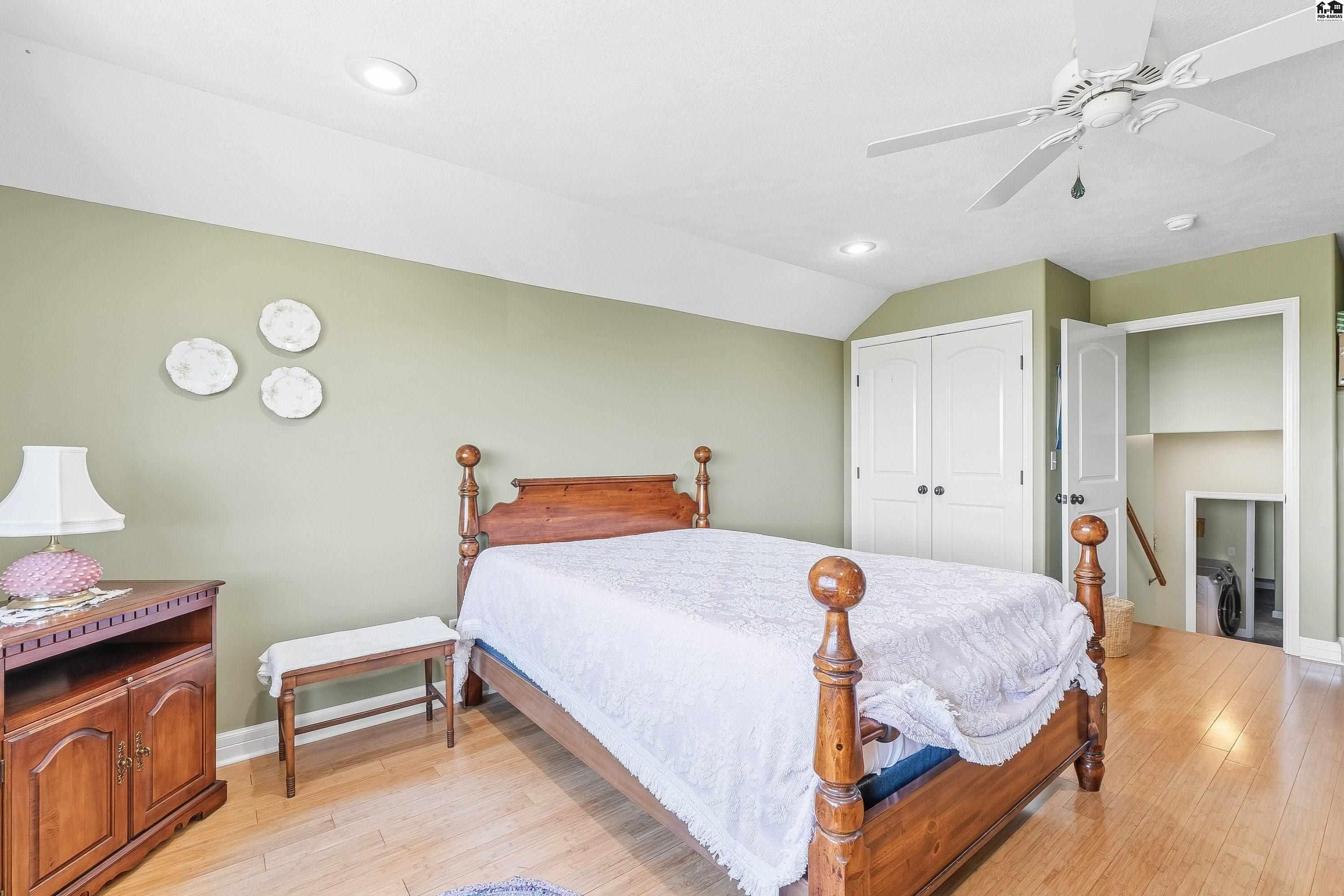 10205 Riviera Circle Hutchinson KS 67502