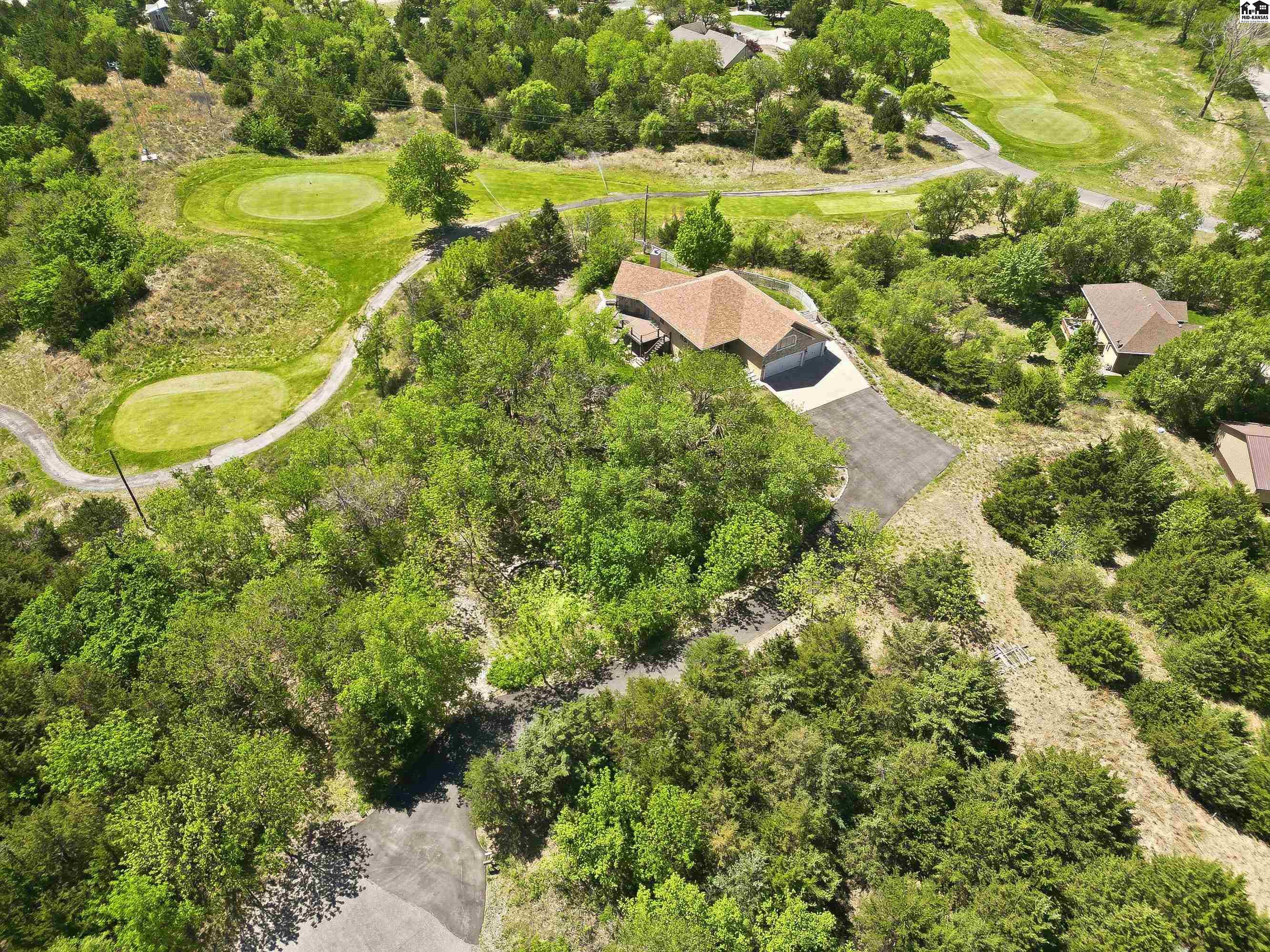 10205 Riviera Circle Hutchinson KS 67502