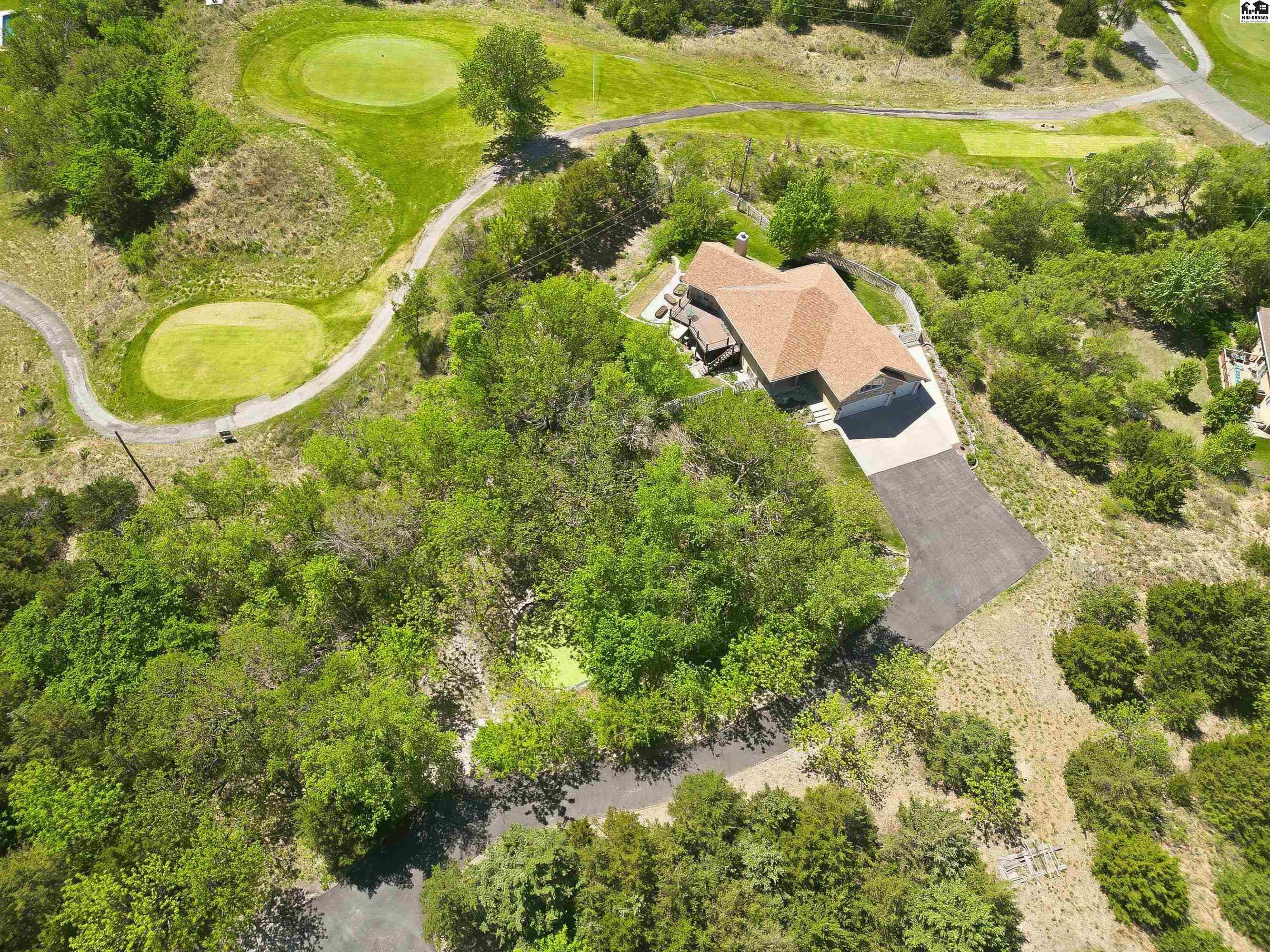 10205 Riviera Circle Hutchinson KS 67502