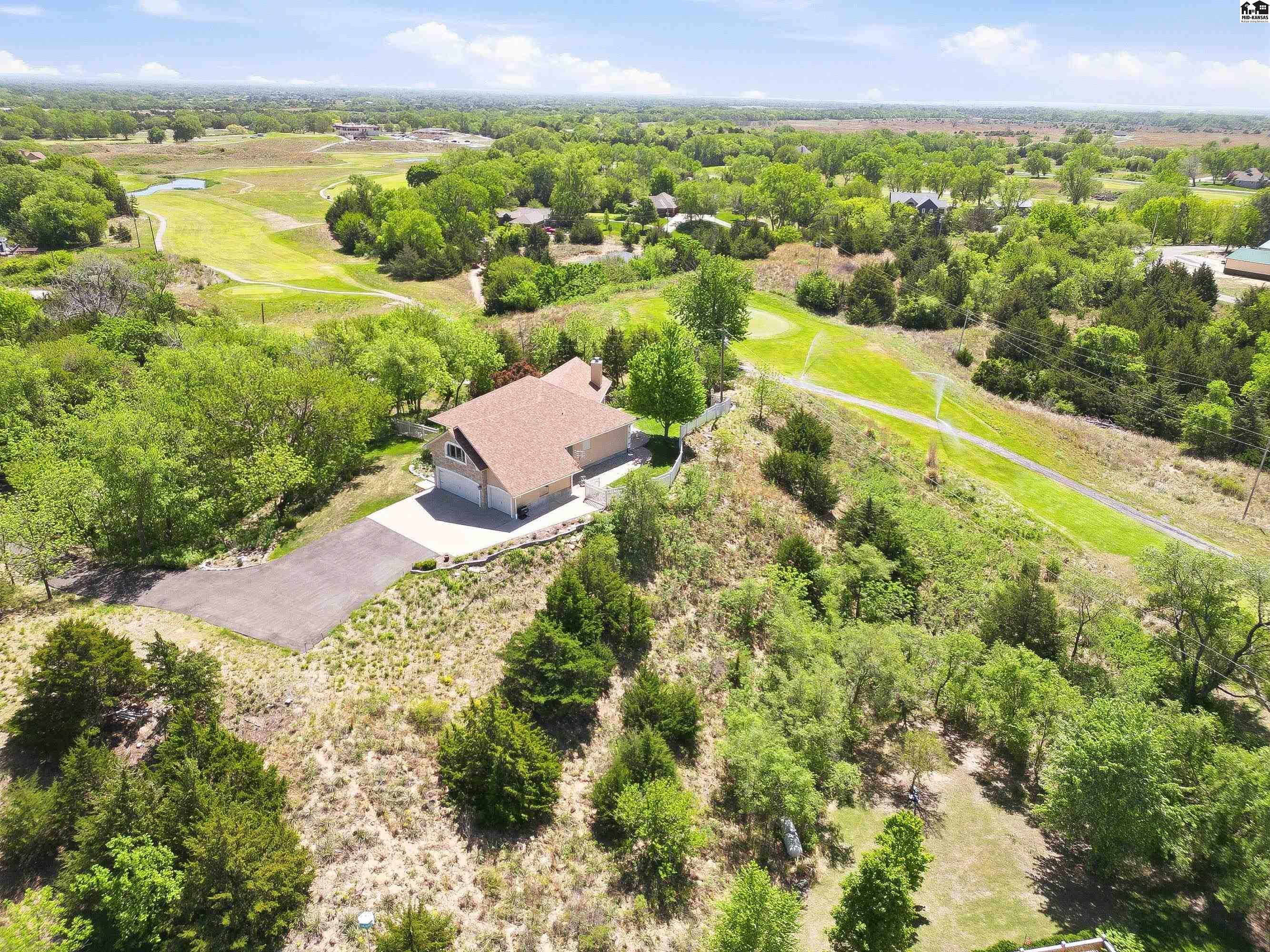 10205 Riviera Circle Hutchinson KS 67502