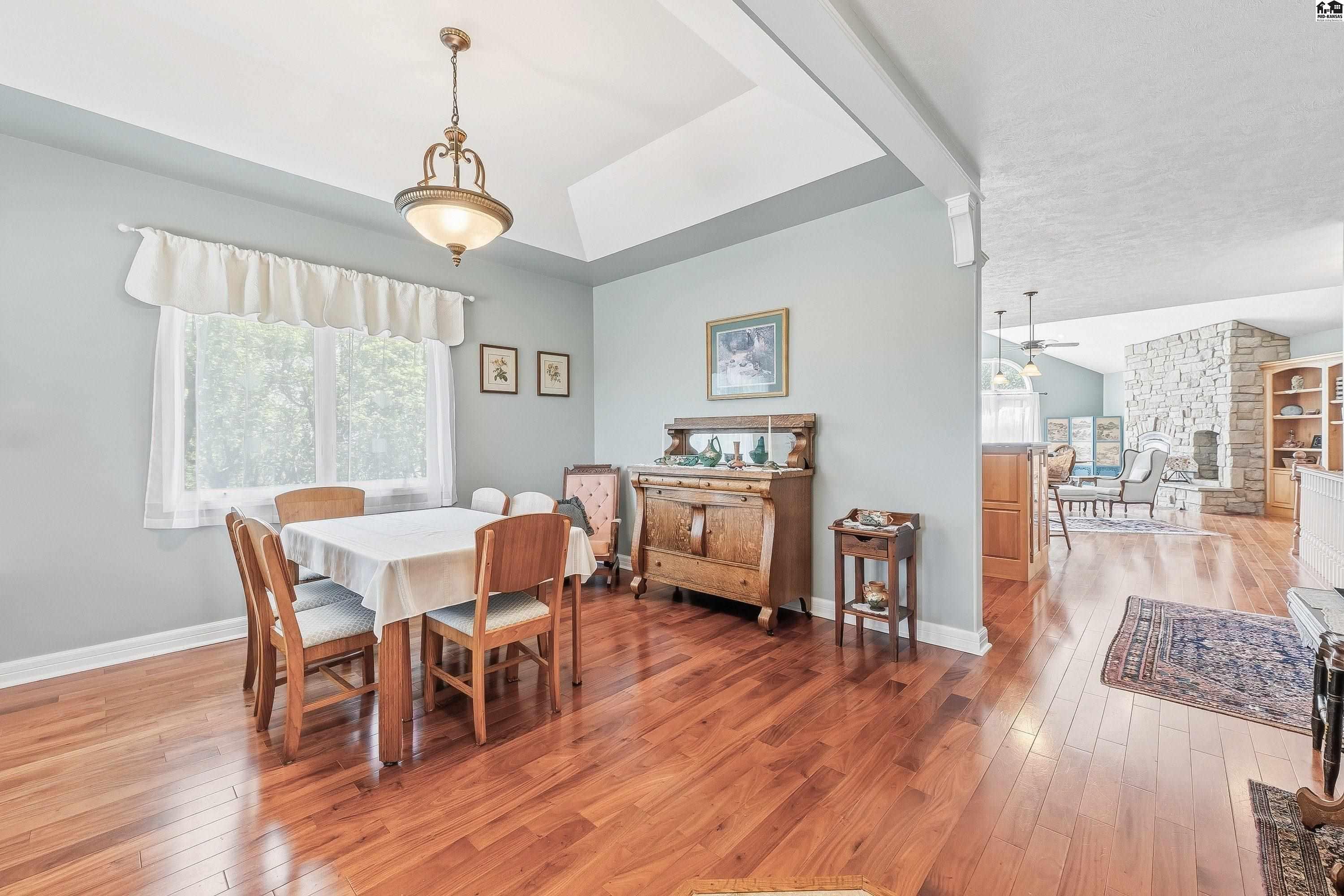 10205 Riviera Circle Hutchinson KS 67502