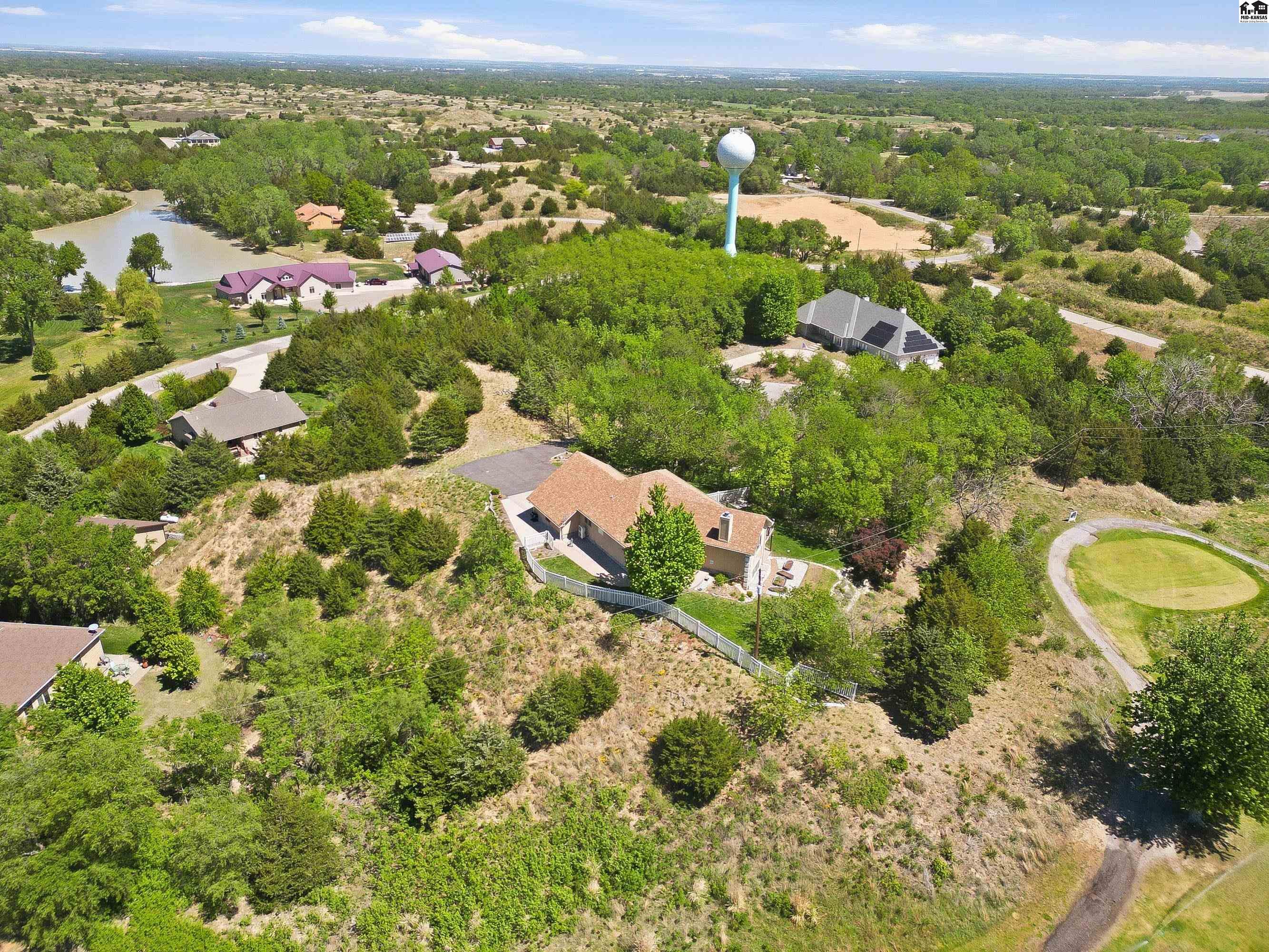 10205 Riviera Circle Hutchinson KS 67502