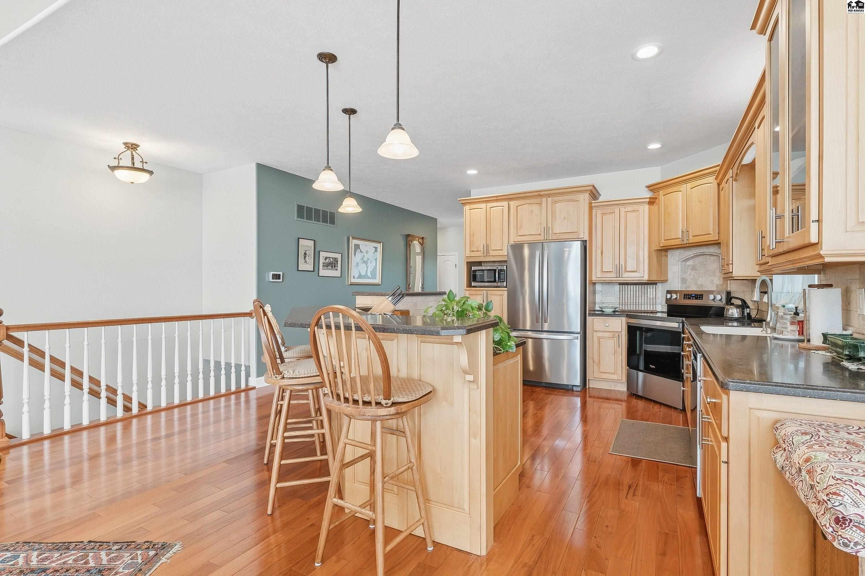 10205 Riviera Circle Hutchinson KS 67502