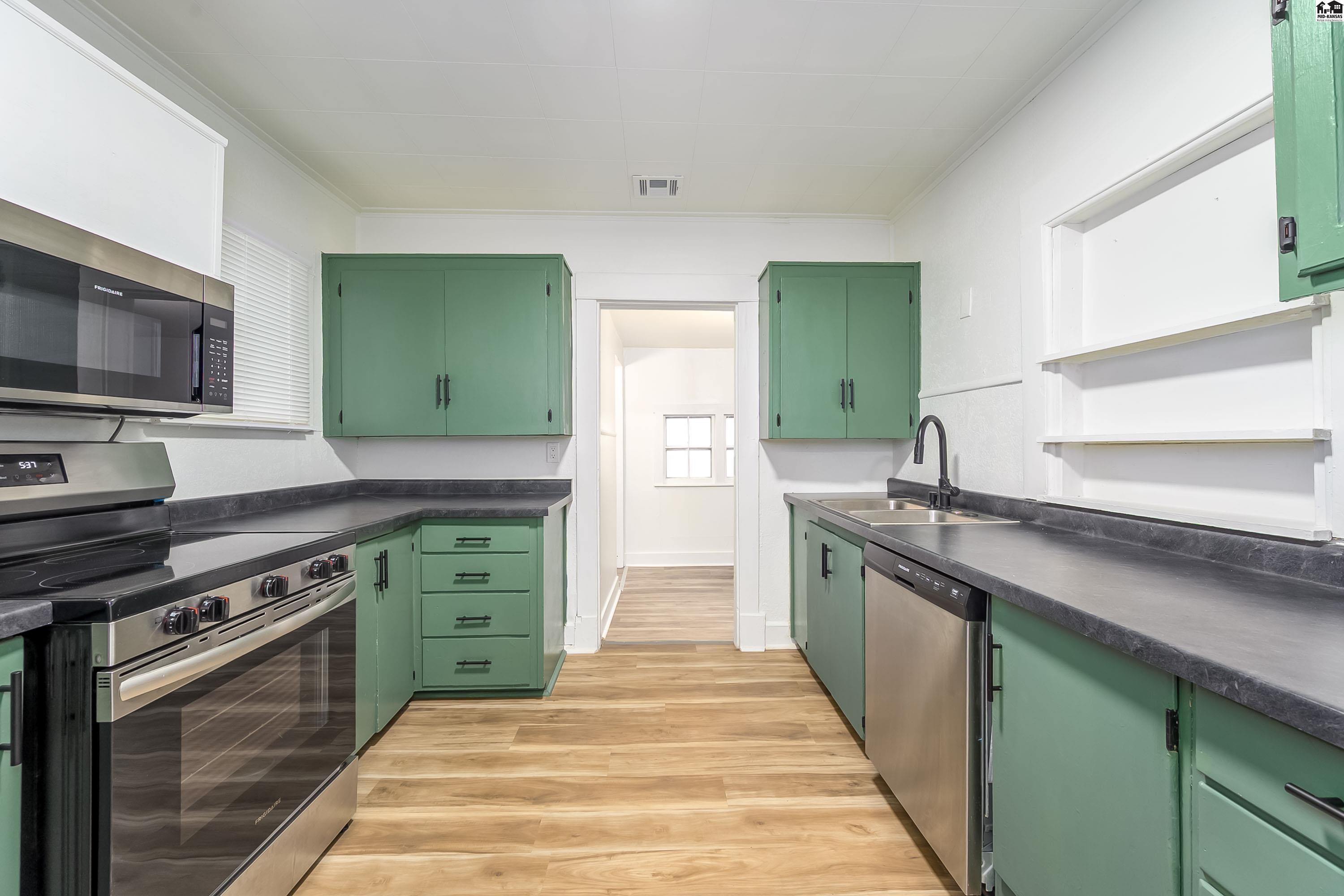 121 W South Depot Burrton KS 67020