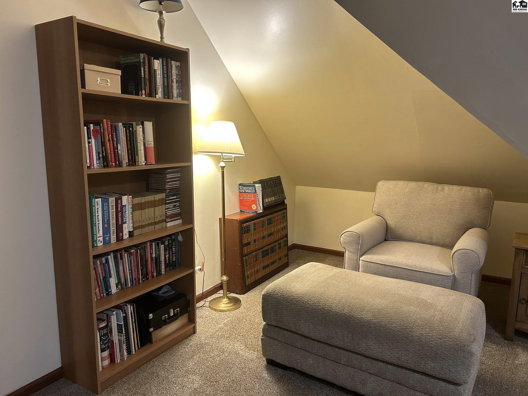 209 W 12th Avenue Hutchinson KS 67501