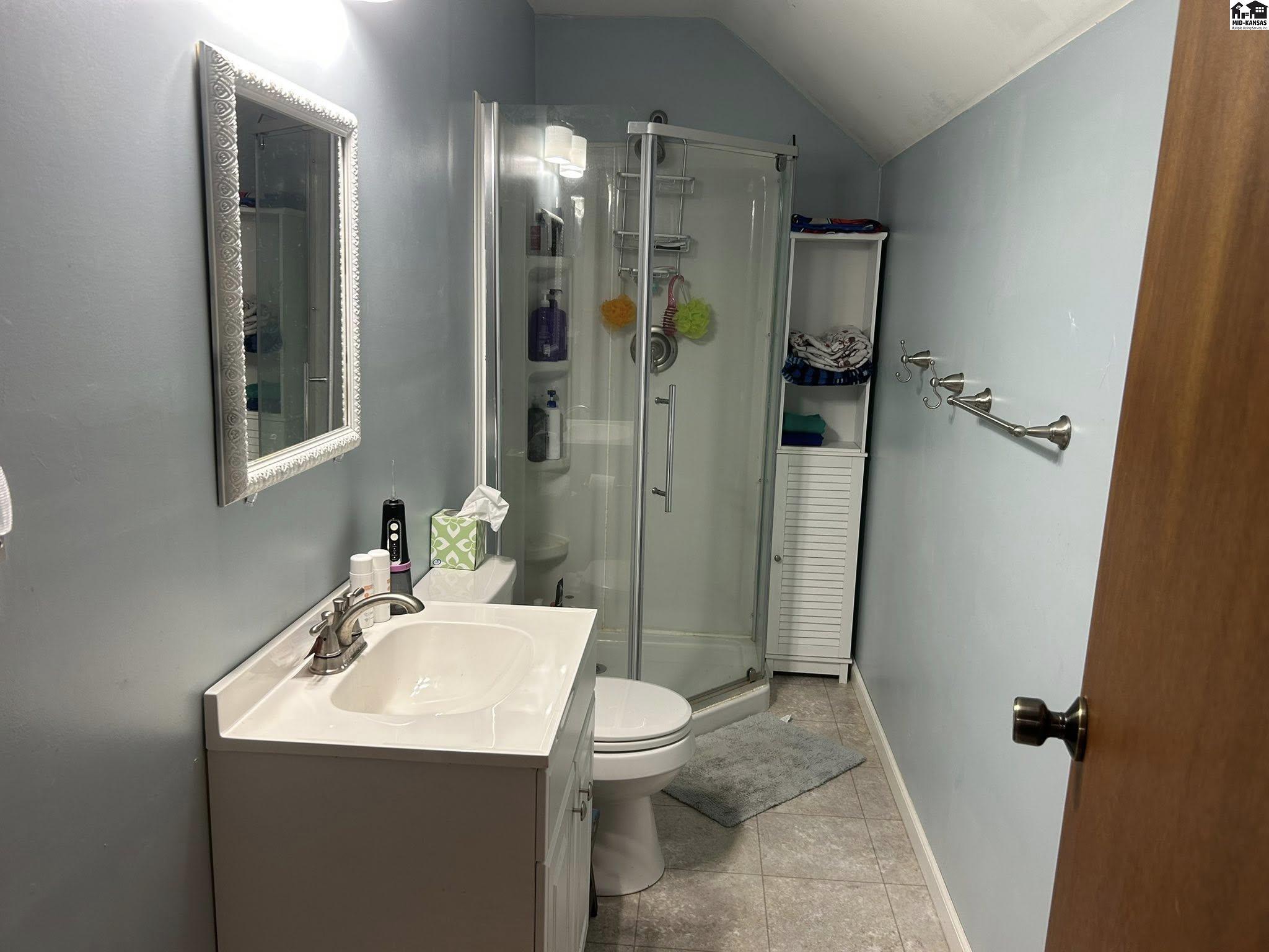 209 W 12th Avenue Hutchinson KS 67501