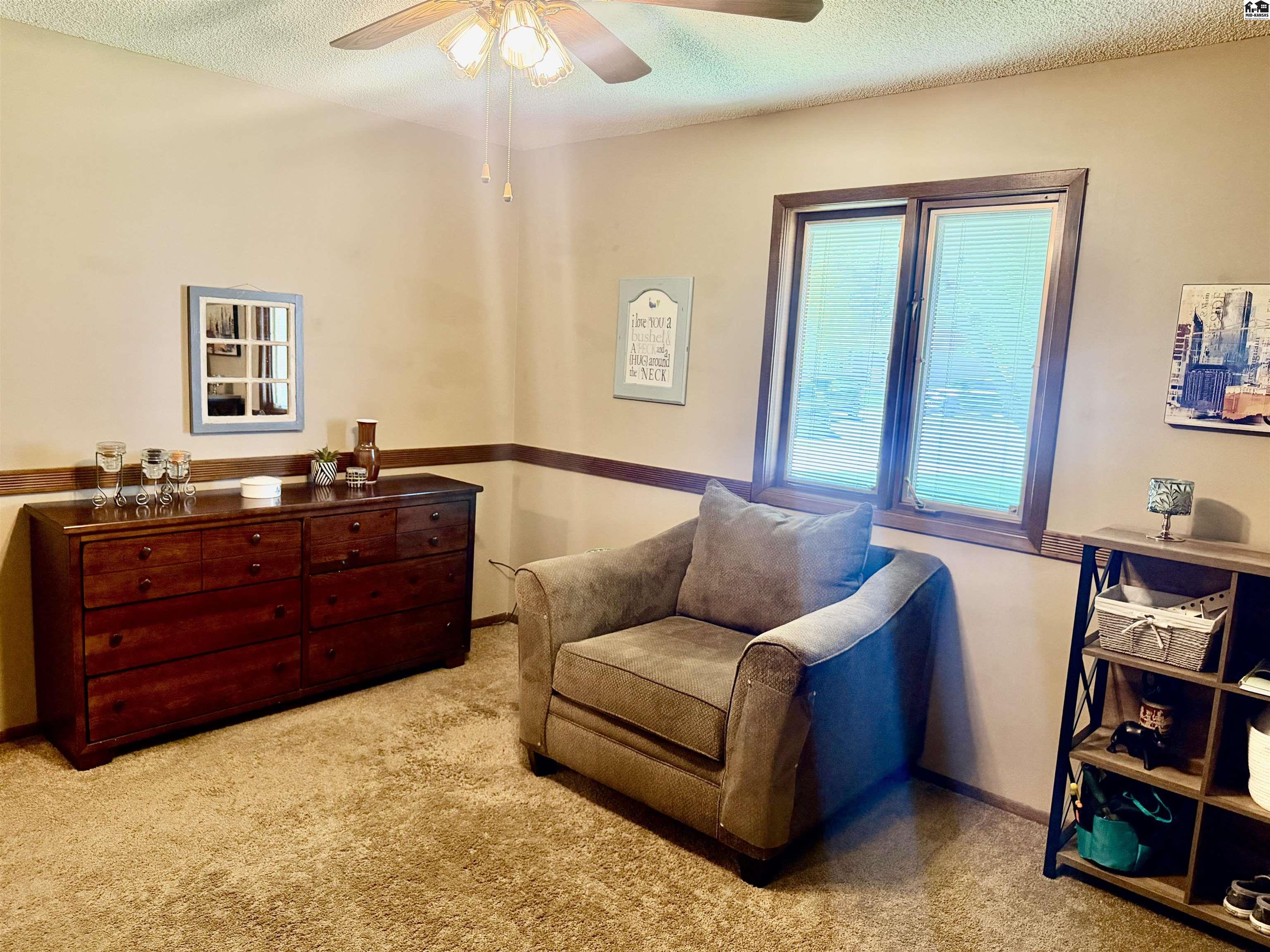 6 Banyard Drive South Hutchinson KS 67505