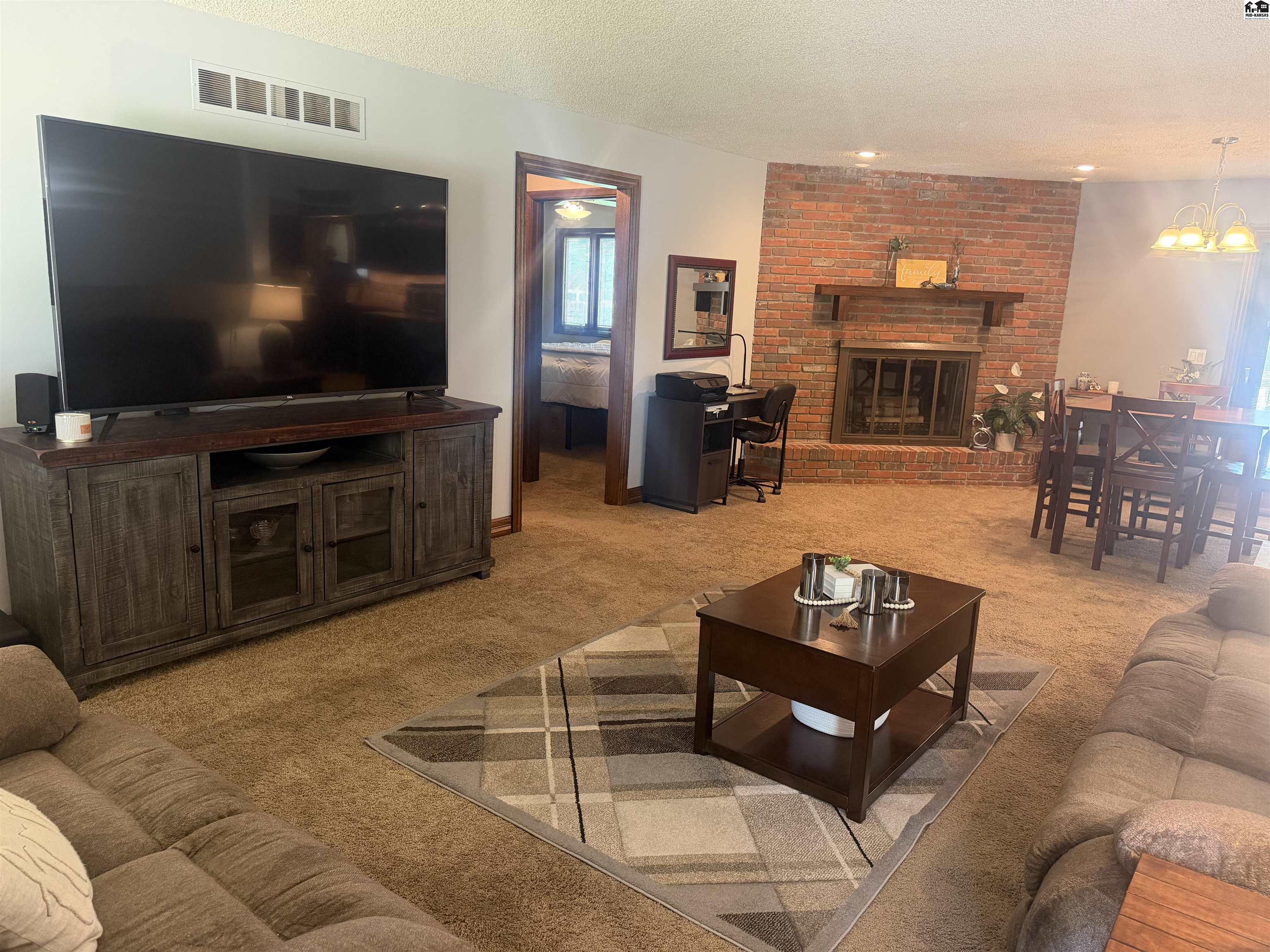 6 Banyard Drive South Hutchinson KS 67505