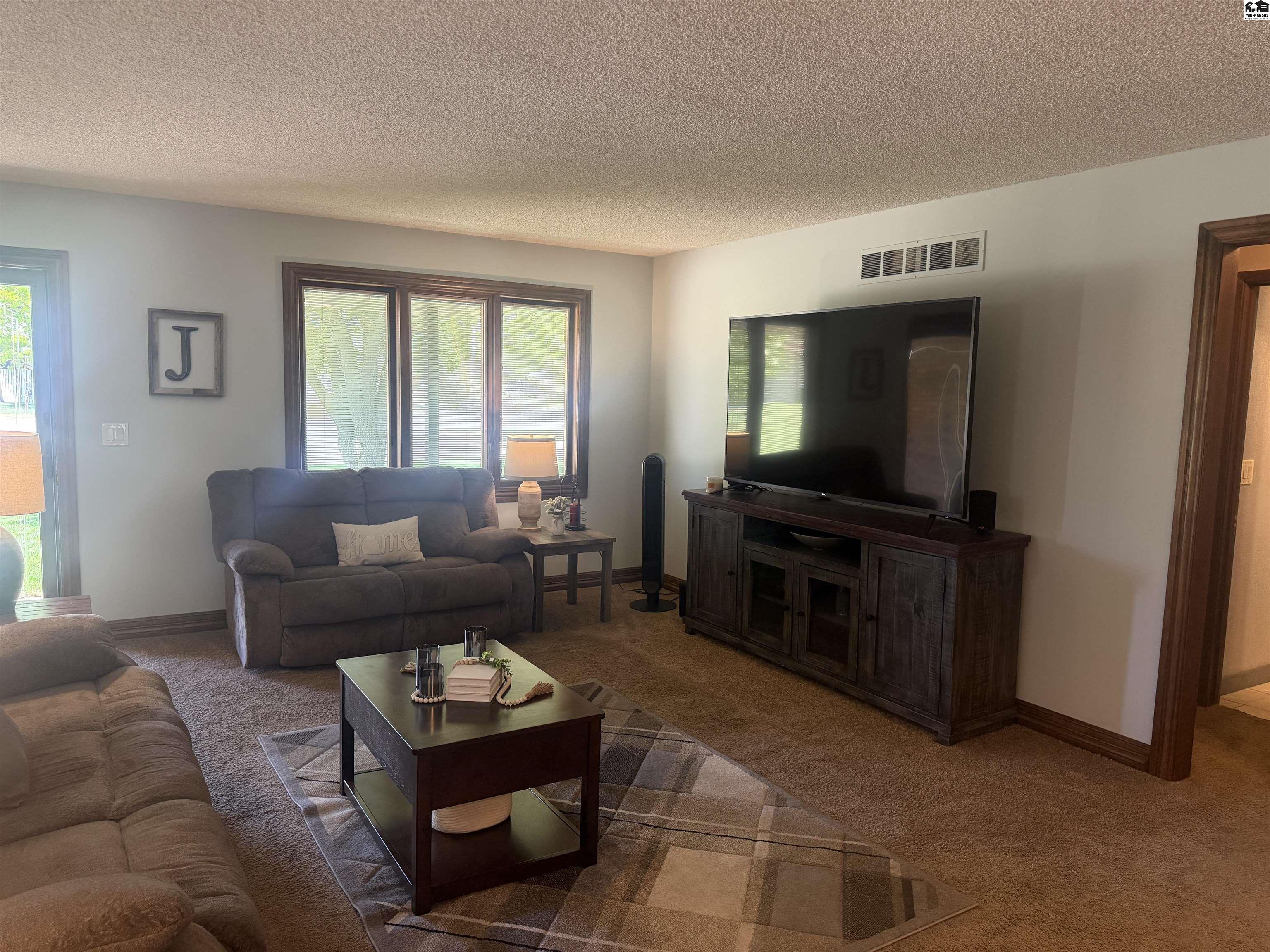 6 Banyard Drive South Hutchinson KS 67505