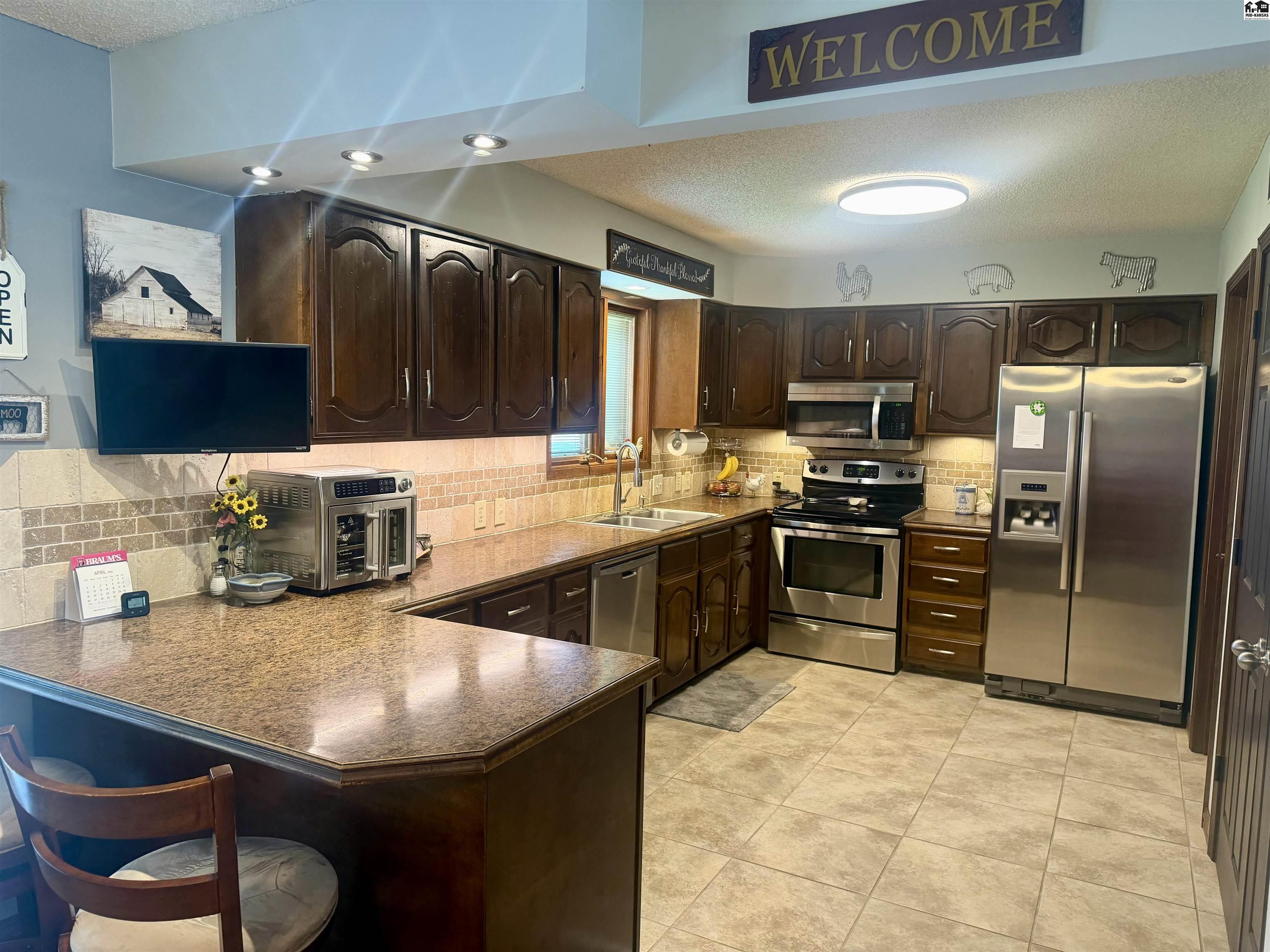 6 Banyard Drive South Hutchinson KS 67505