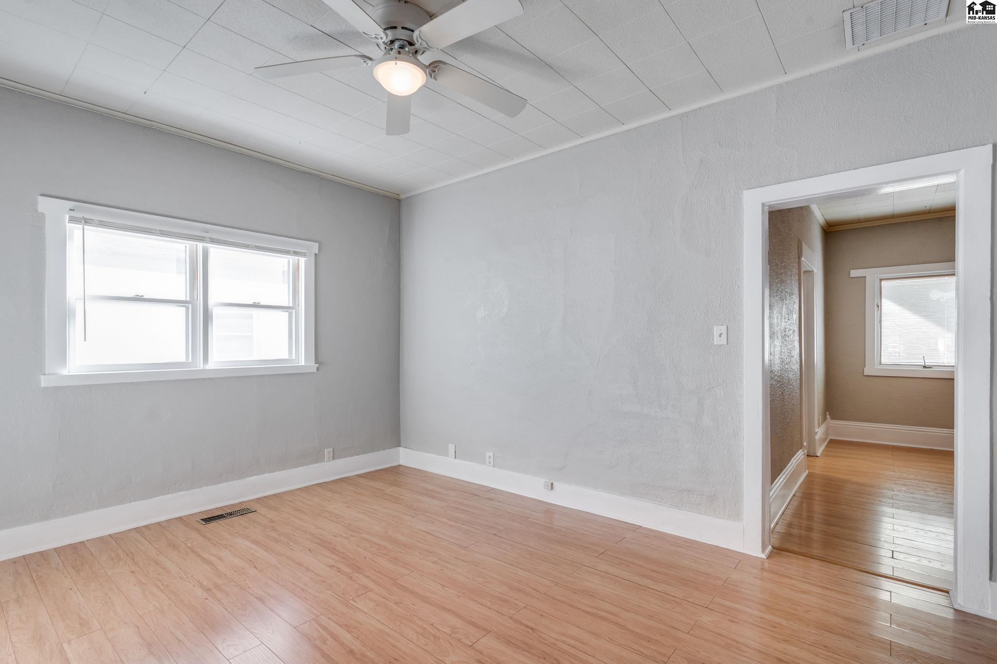 122 E 7th Avenue Hutchinson KS 67501