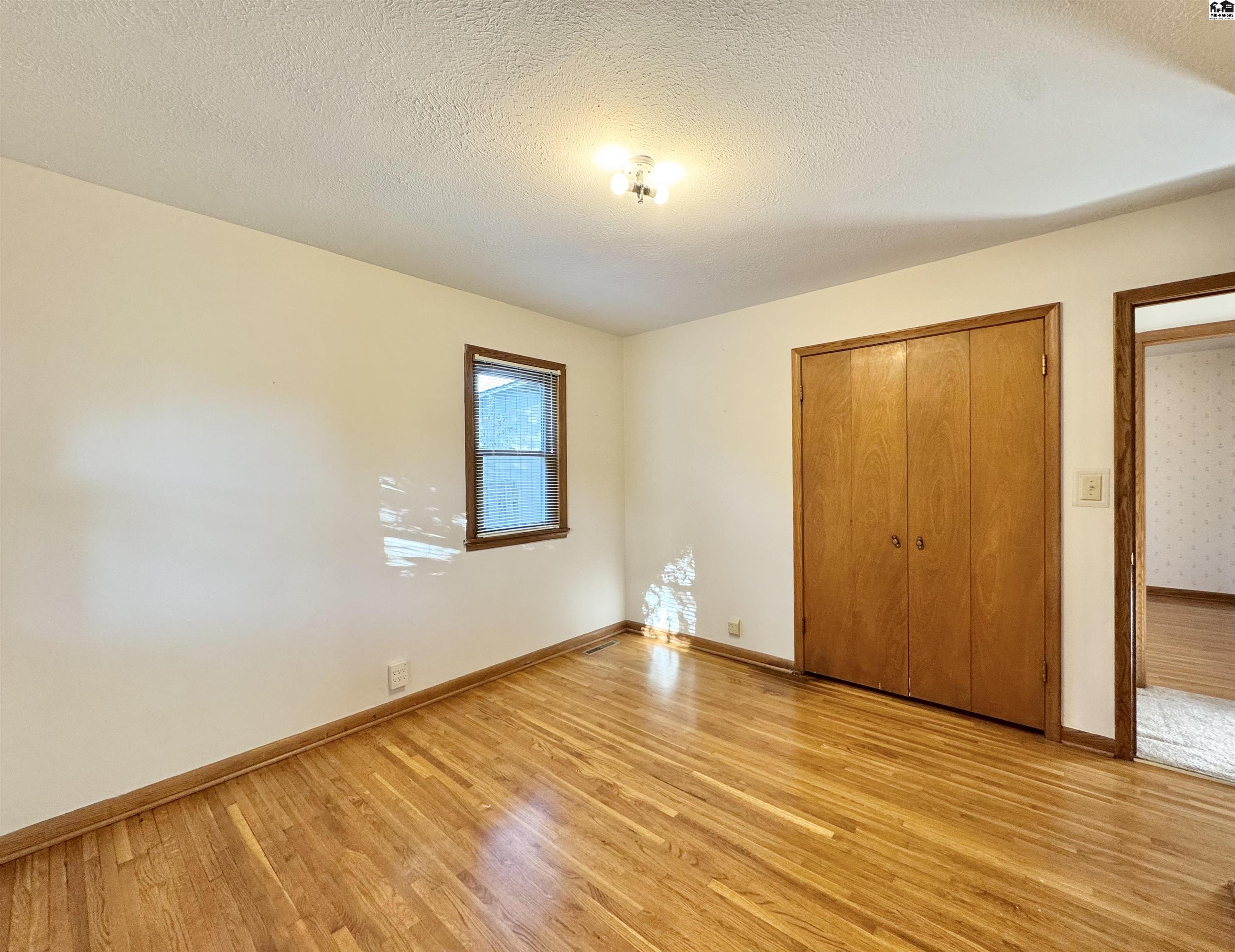 76 Eastwood Drive Hutchinson KS 67502