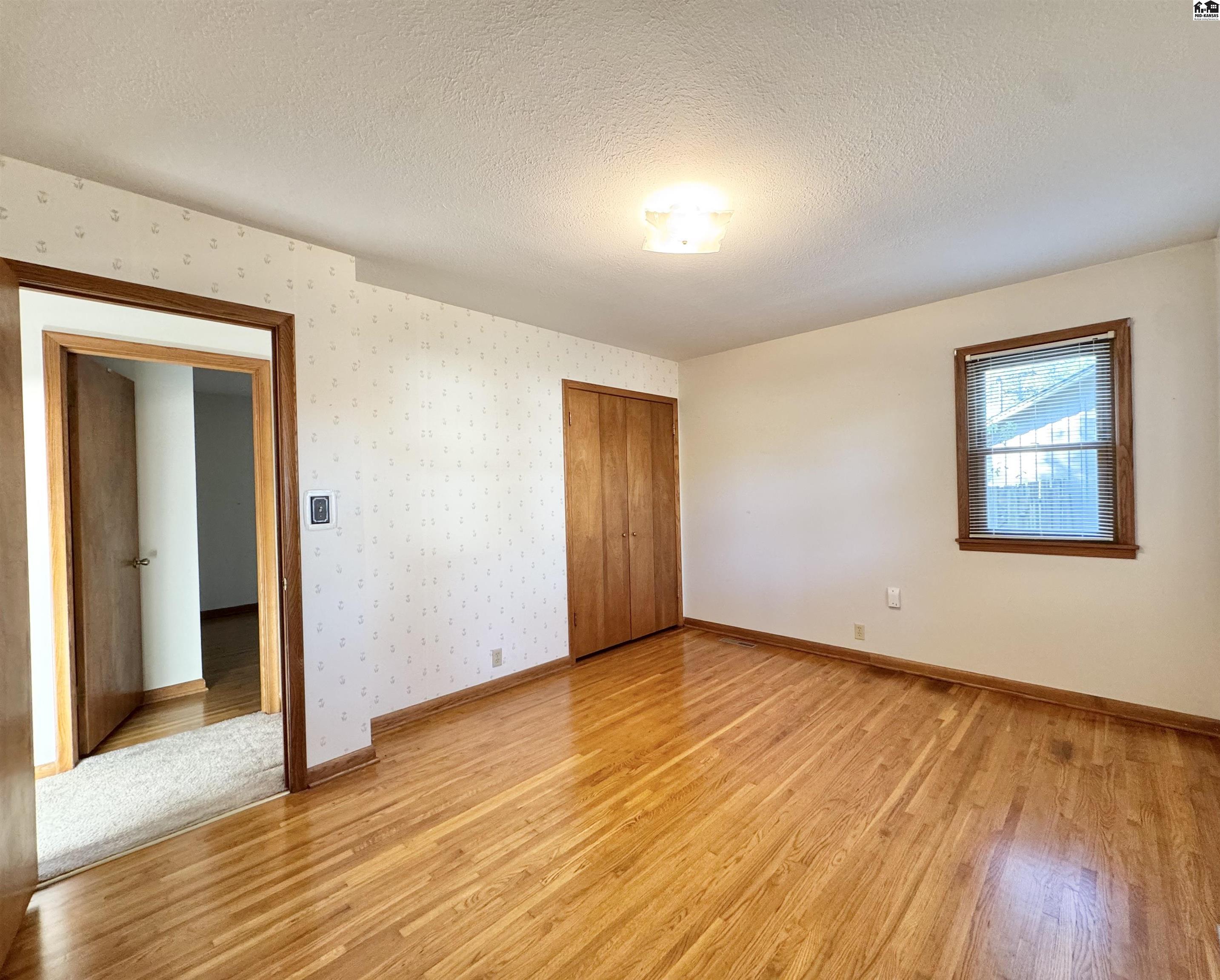 76 Eastwood Drive Hutchinson KS 67502