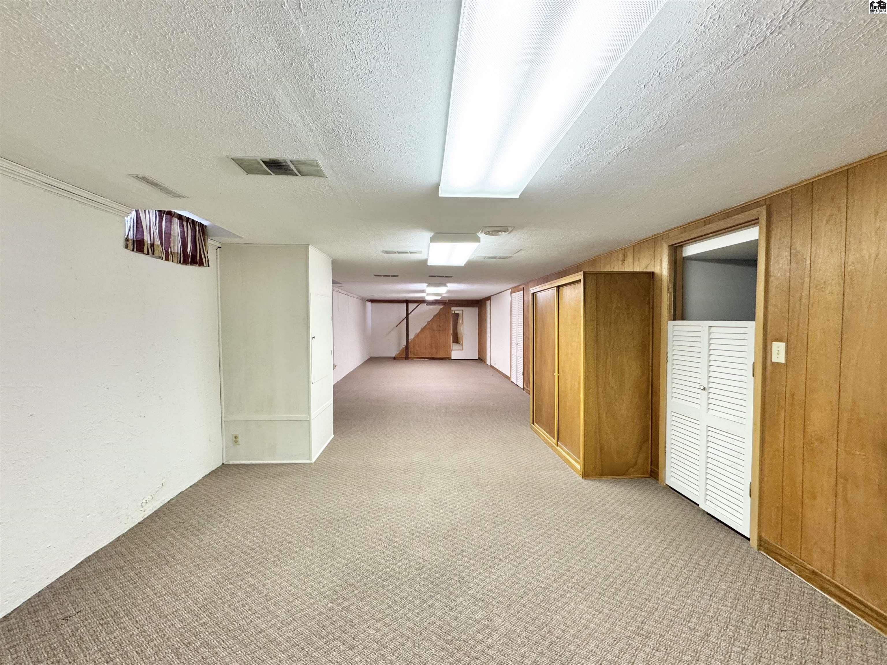 76 Eastwood Drive Hutchinson KS 67502