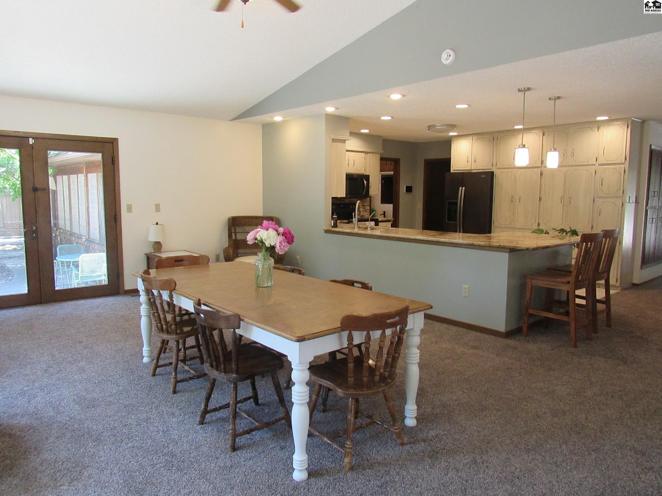 4005 N Prairie Hills Drive Hutchinson KS 67502
