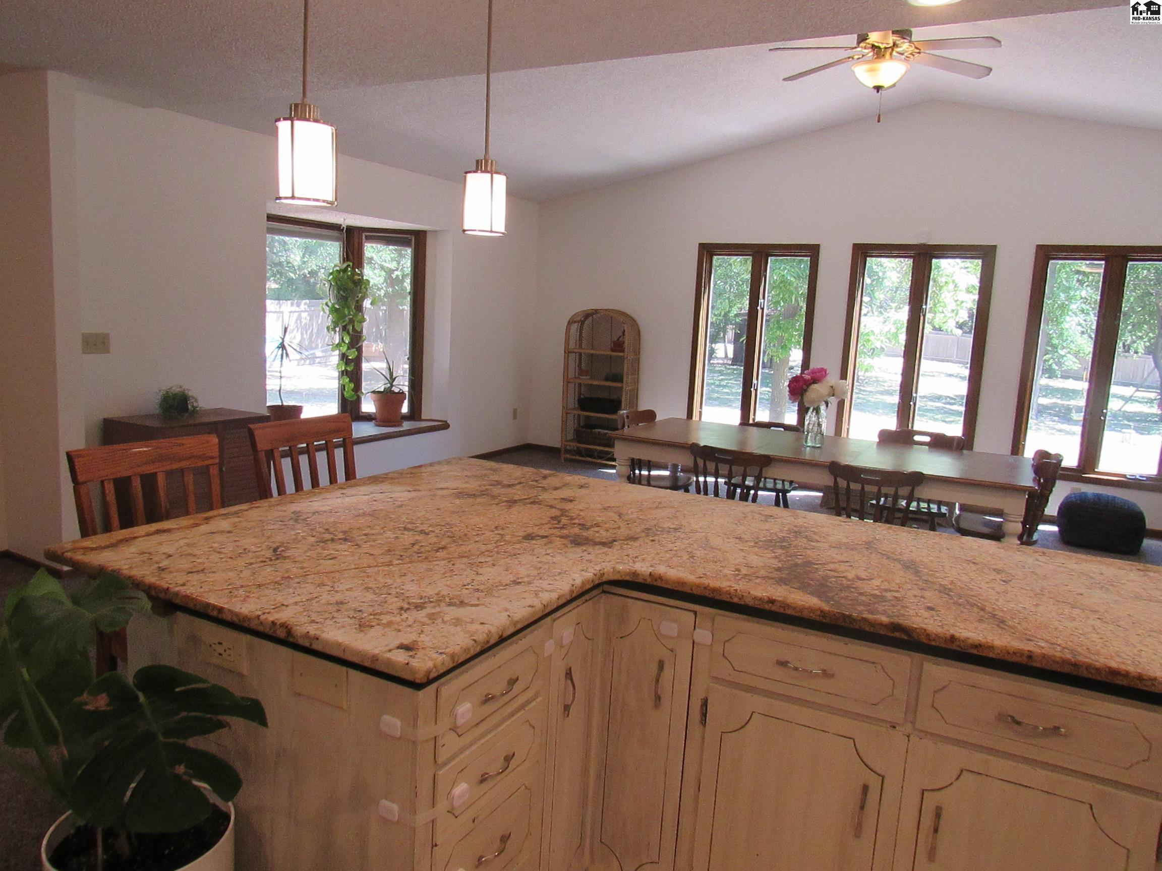 4005 N Prairie Hills Drive Hutchinson KS 67502