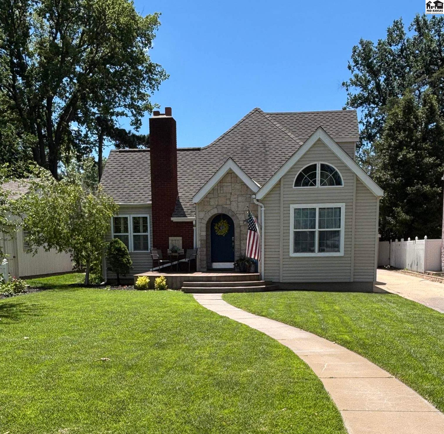 309 W 19th Avenue Hutchinson KS 67502