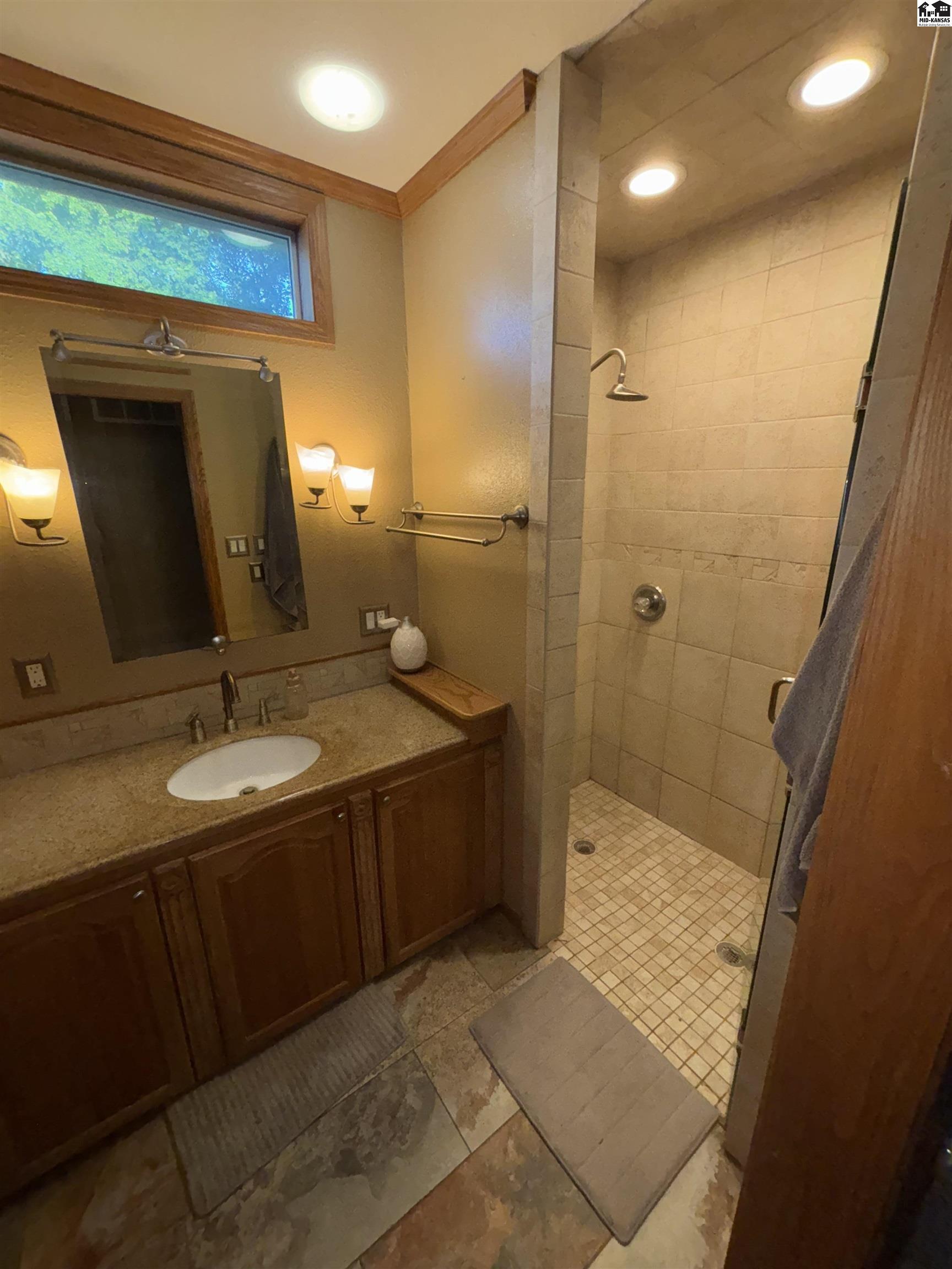 309 W 19th Avenue Hutchinson KS 67502