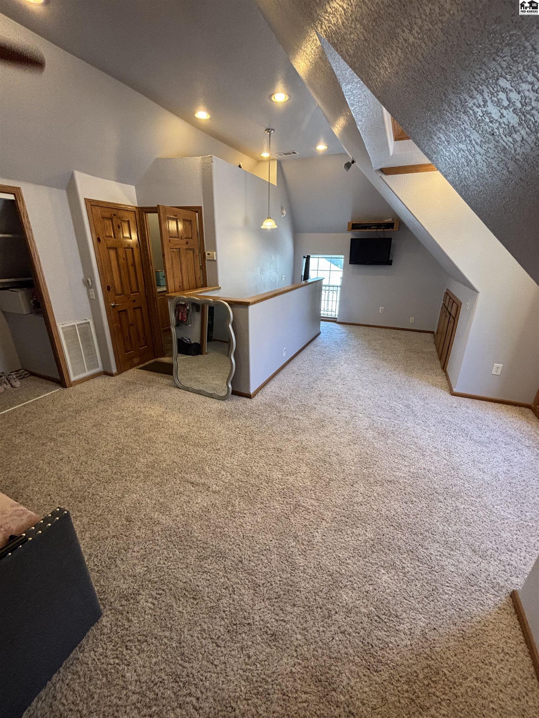 309 W 19th Avenue Hutchinson KS 67502