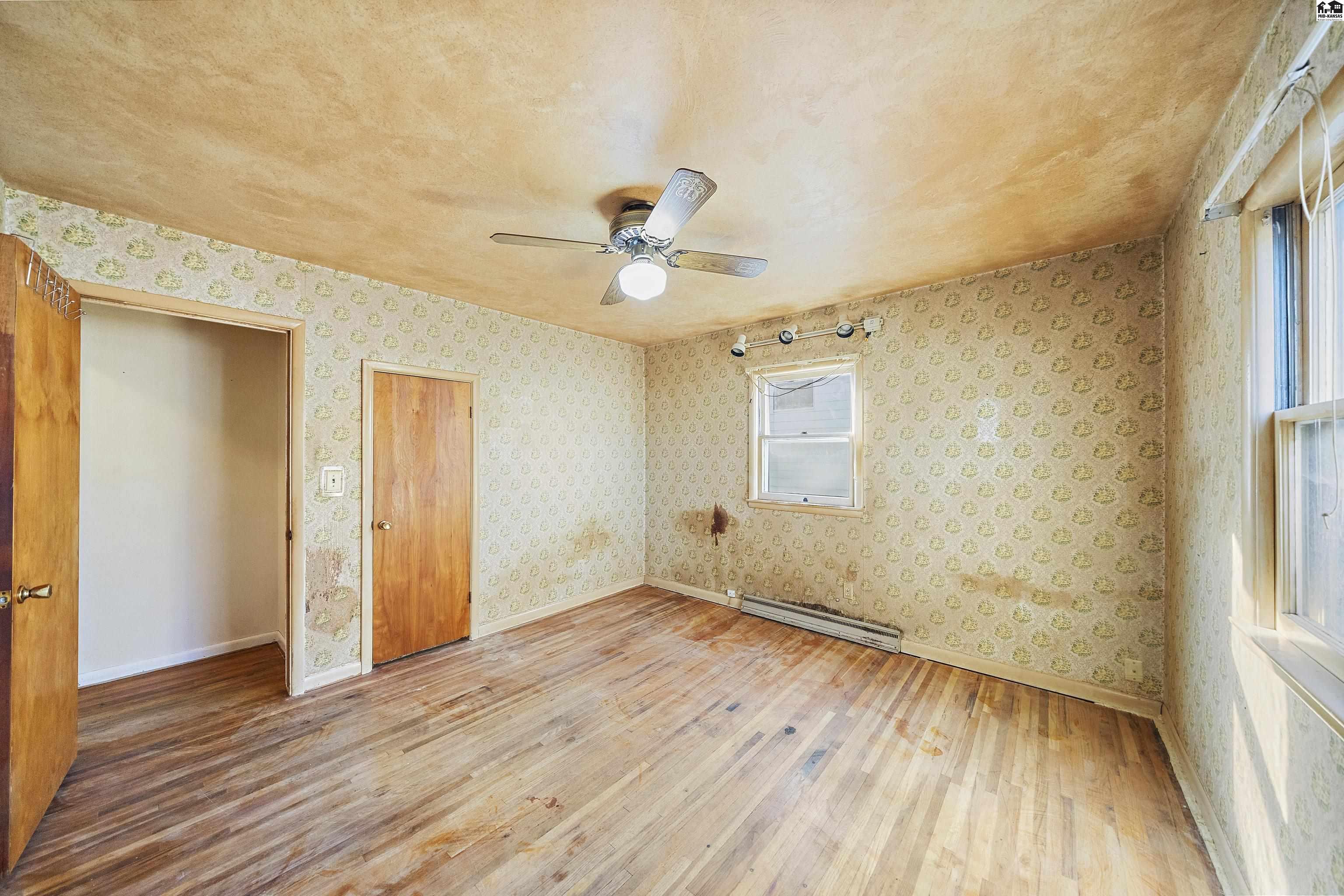 319 E 11th Avenue Hutchinson KS 67501