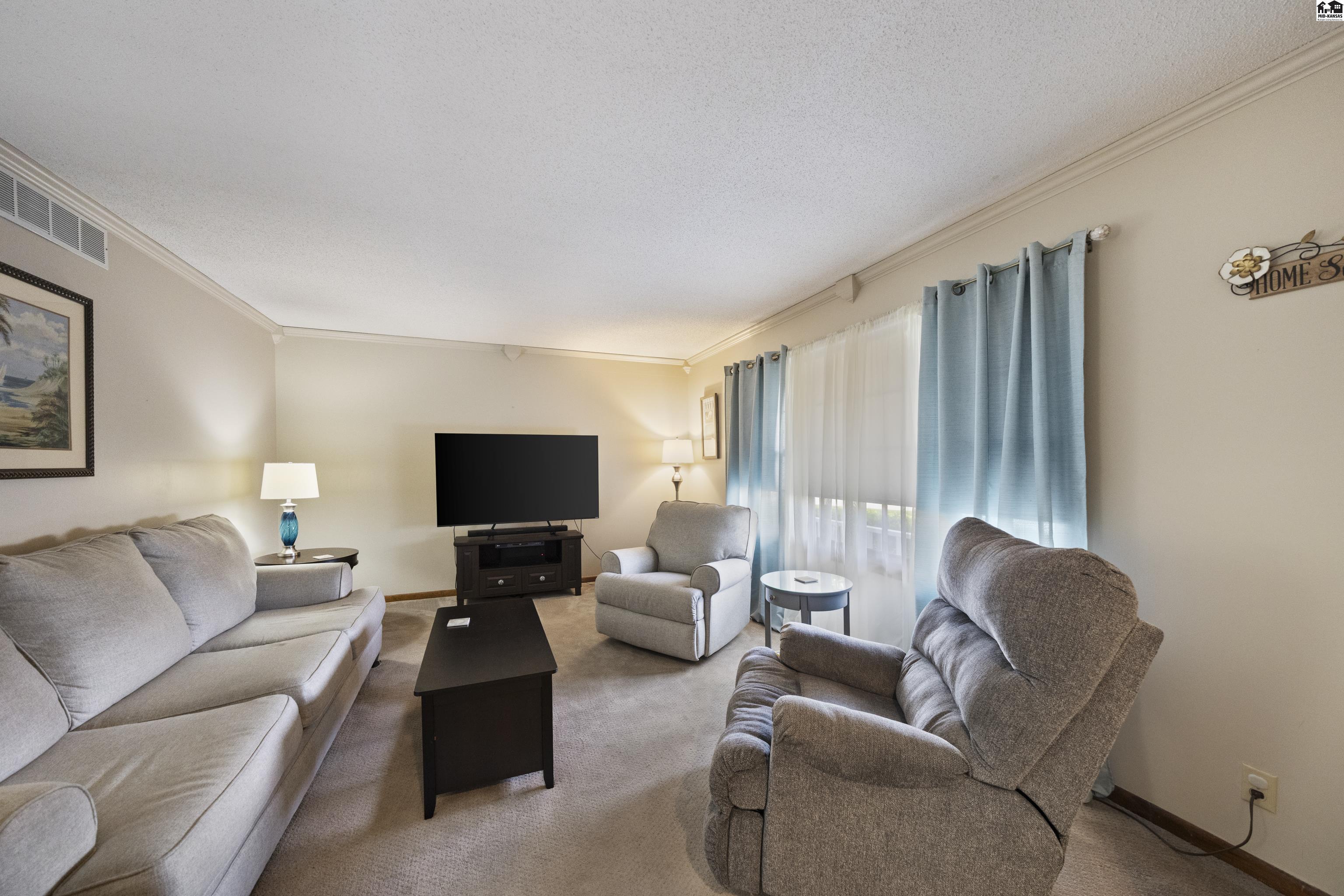 931 Trinity Drive Newton KS 67114