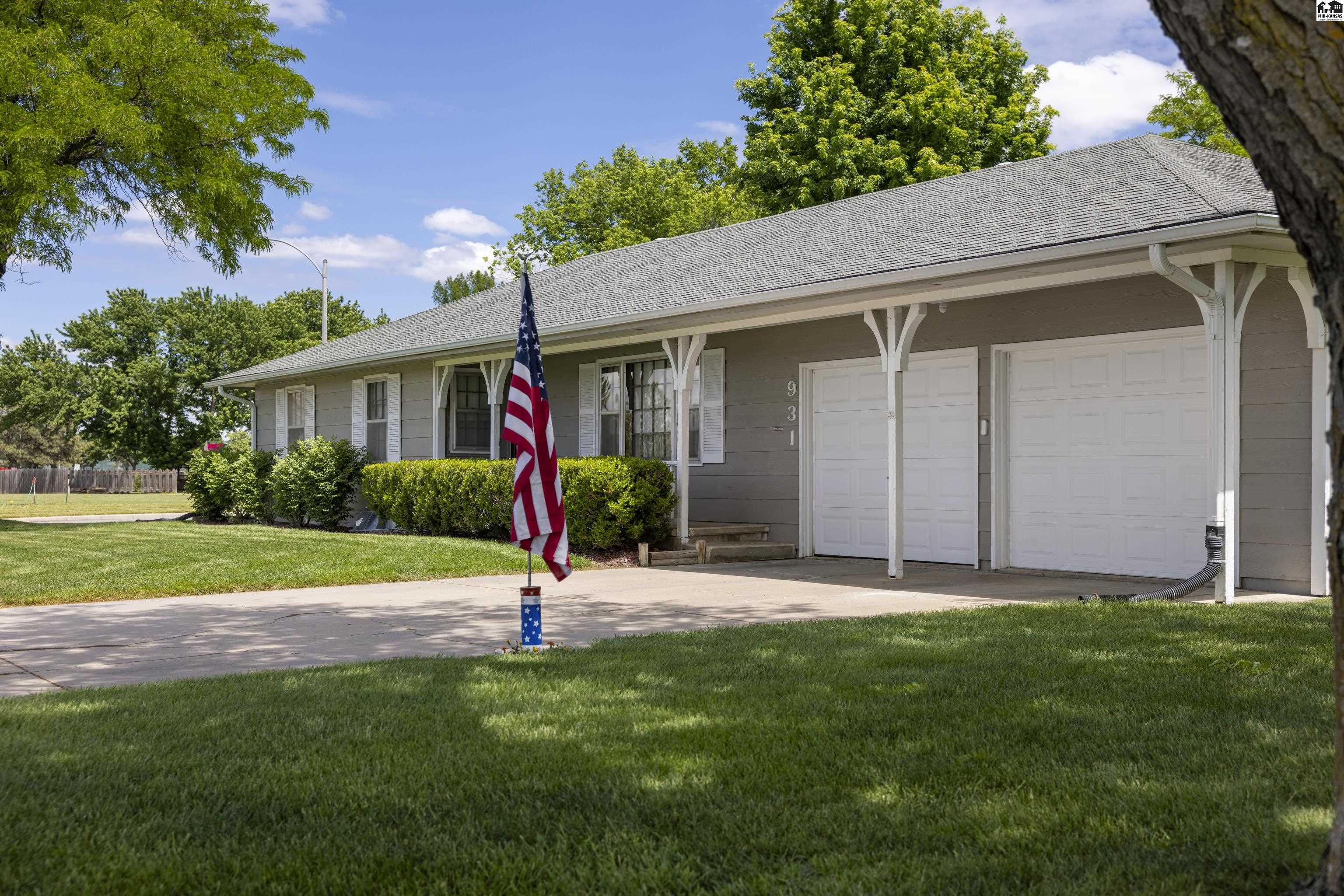 931 Trinity Drive Newton KS 67114