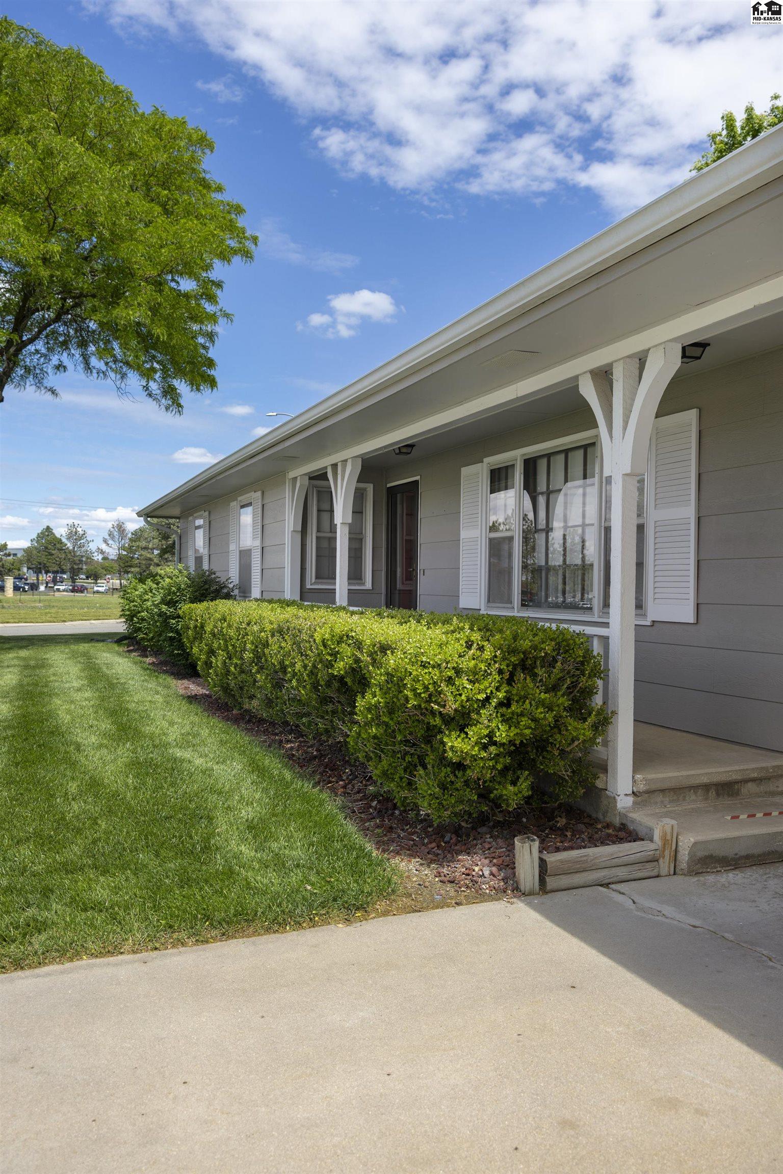 931 Trinity Drive Newton KS 67114