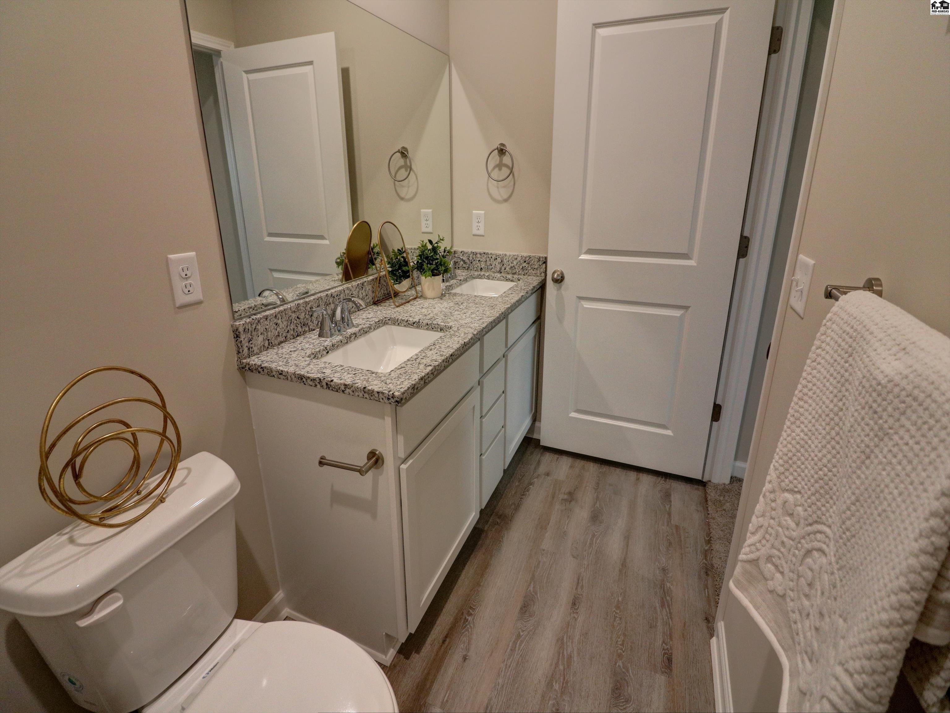 1319 Robin Drive Mcpherson KS 67460