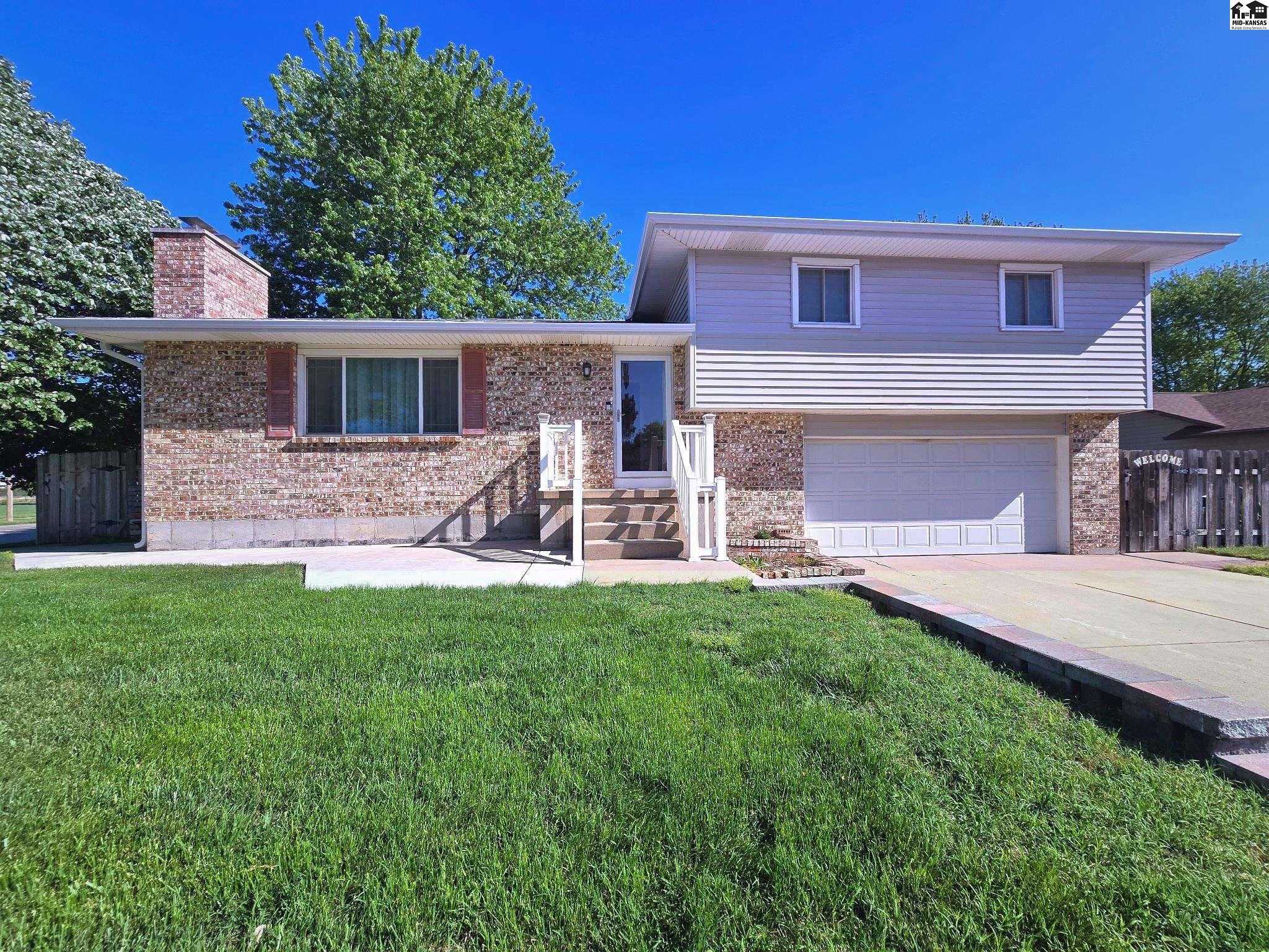 101 Crestview Avenue Mcpherson KS 67460-1603