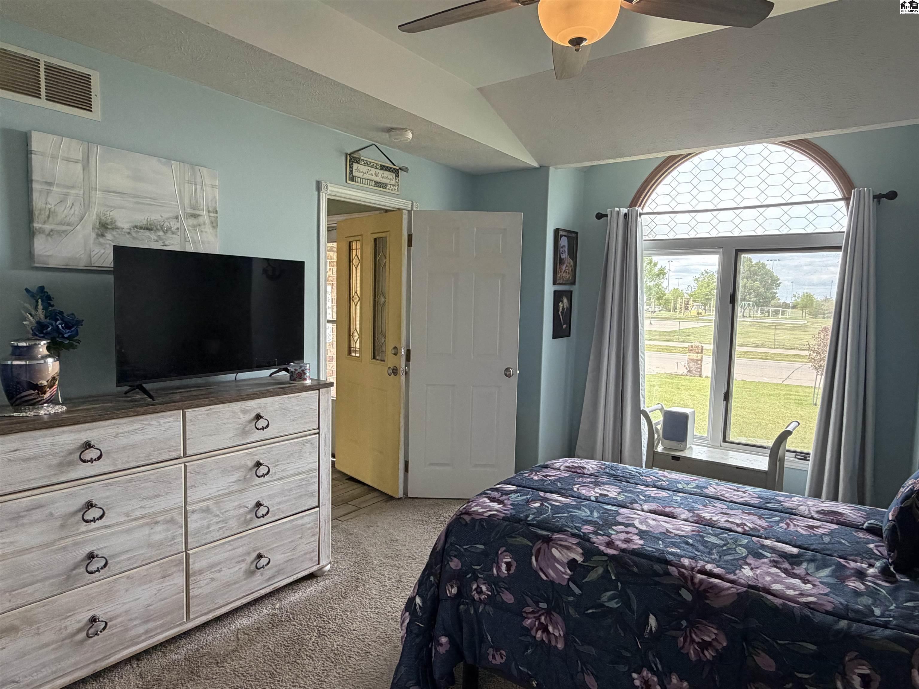 404 Wickersham Drive Mcpherson KS 67460