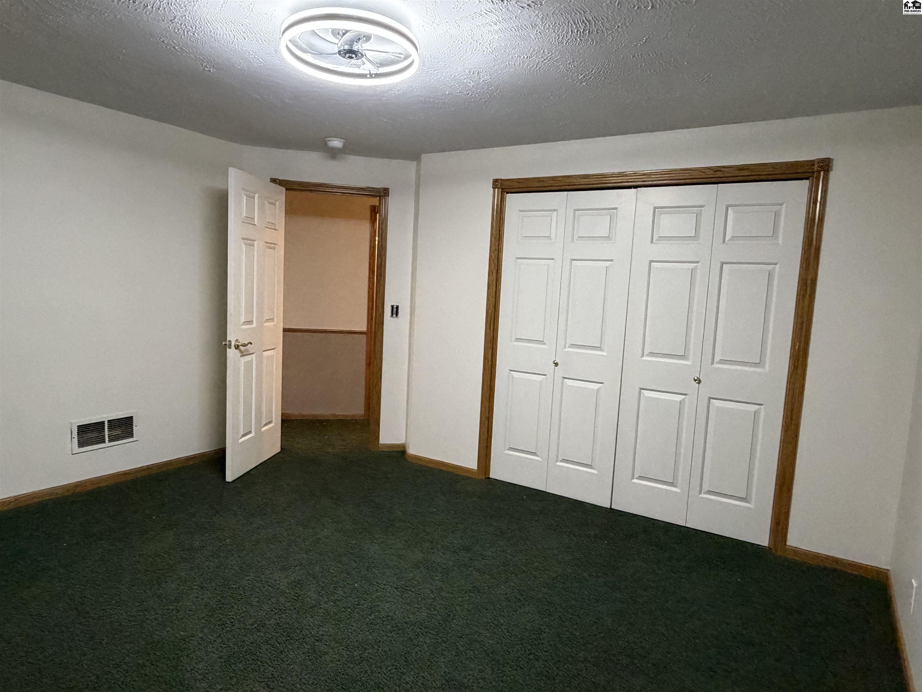 404 Wickersham Drive Mcpherson KS 67460