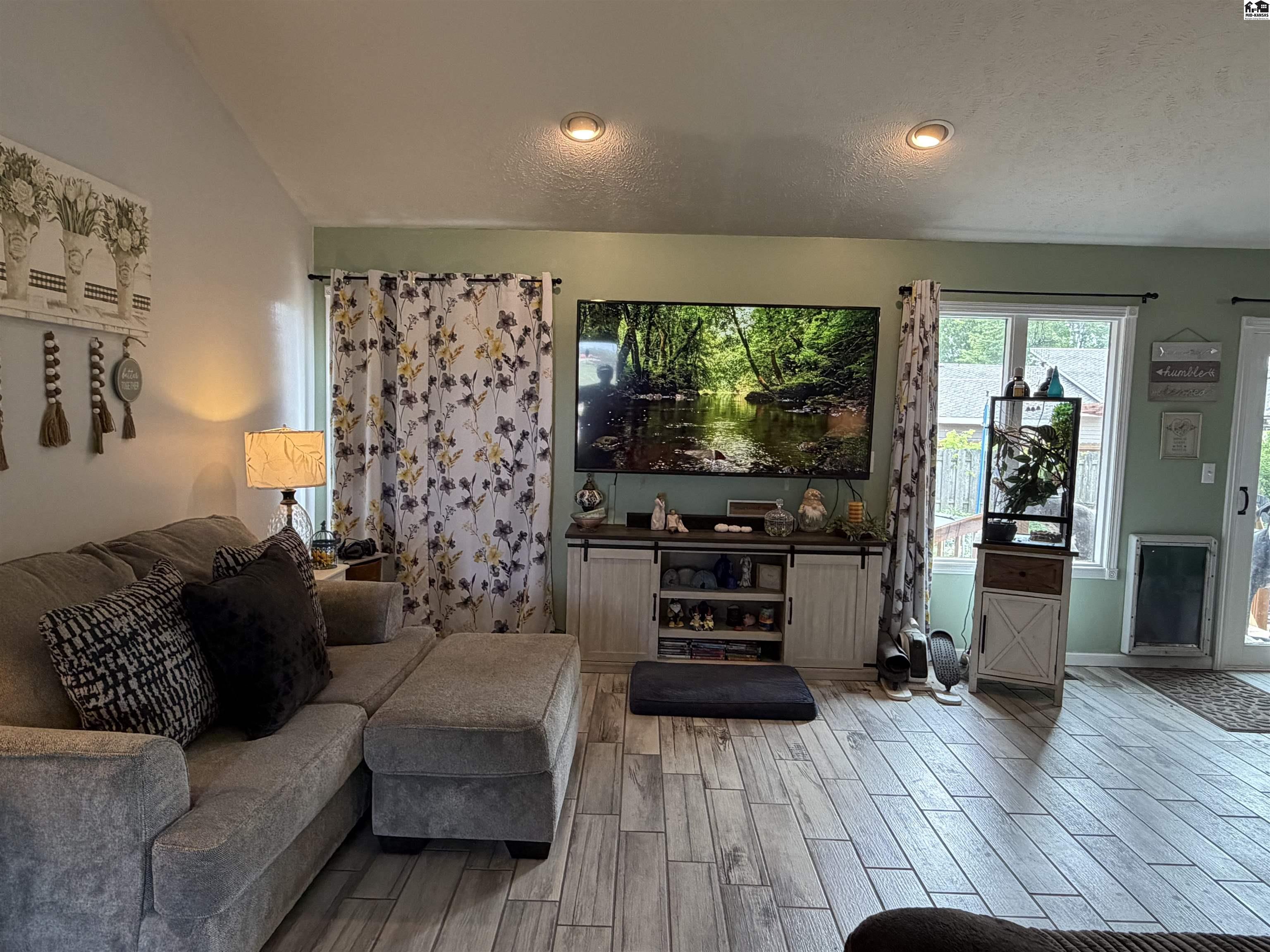 404 Wickersham Drive Mcpherson KS 67460
