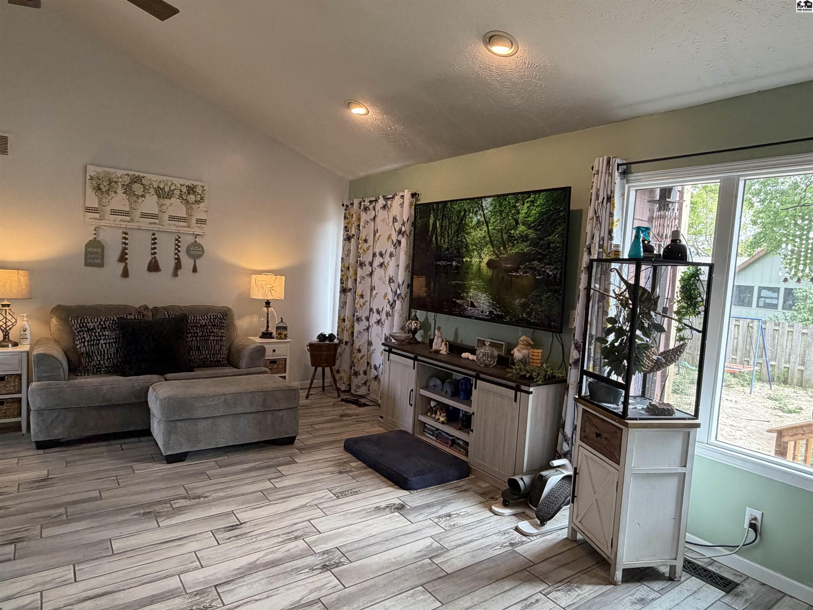 404 Wickersham Drive Mcpherson KS 67460
