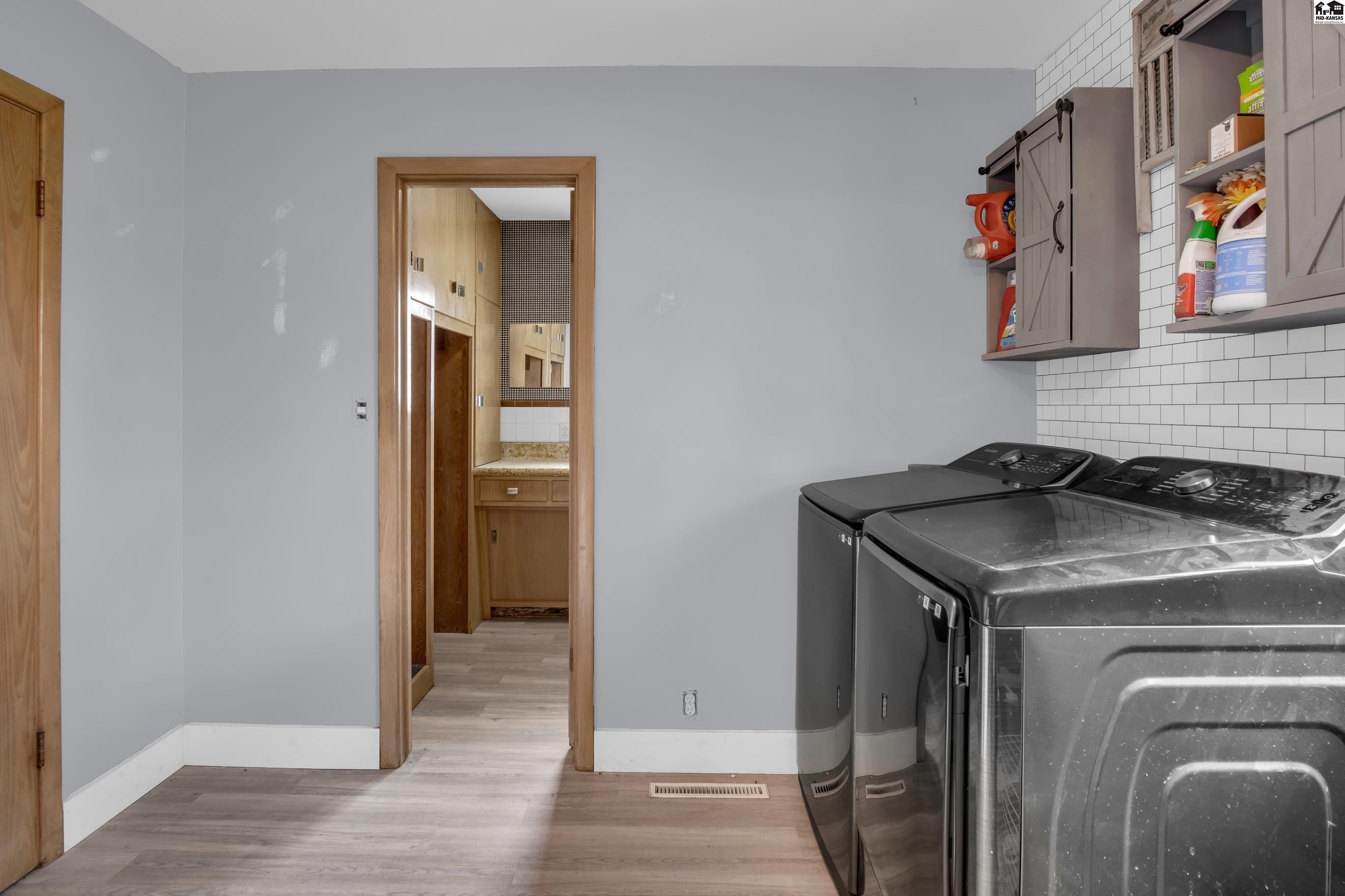 701 W Main Street Arlington KS 67514