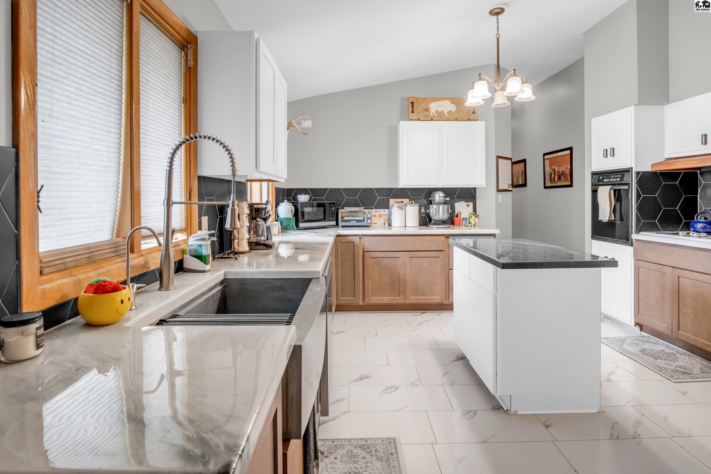 701 W Main Street Arlington KS 67514