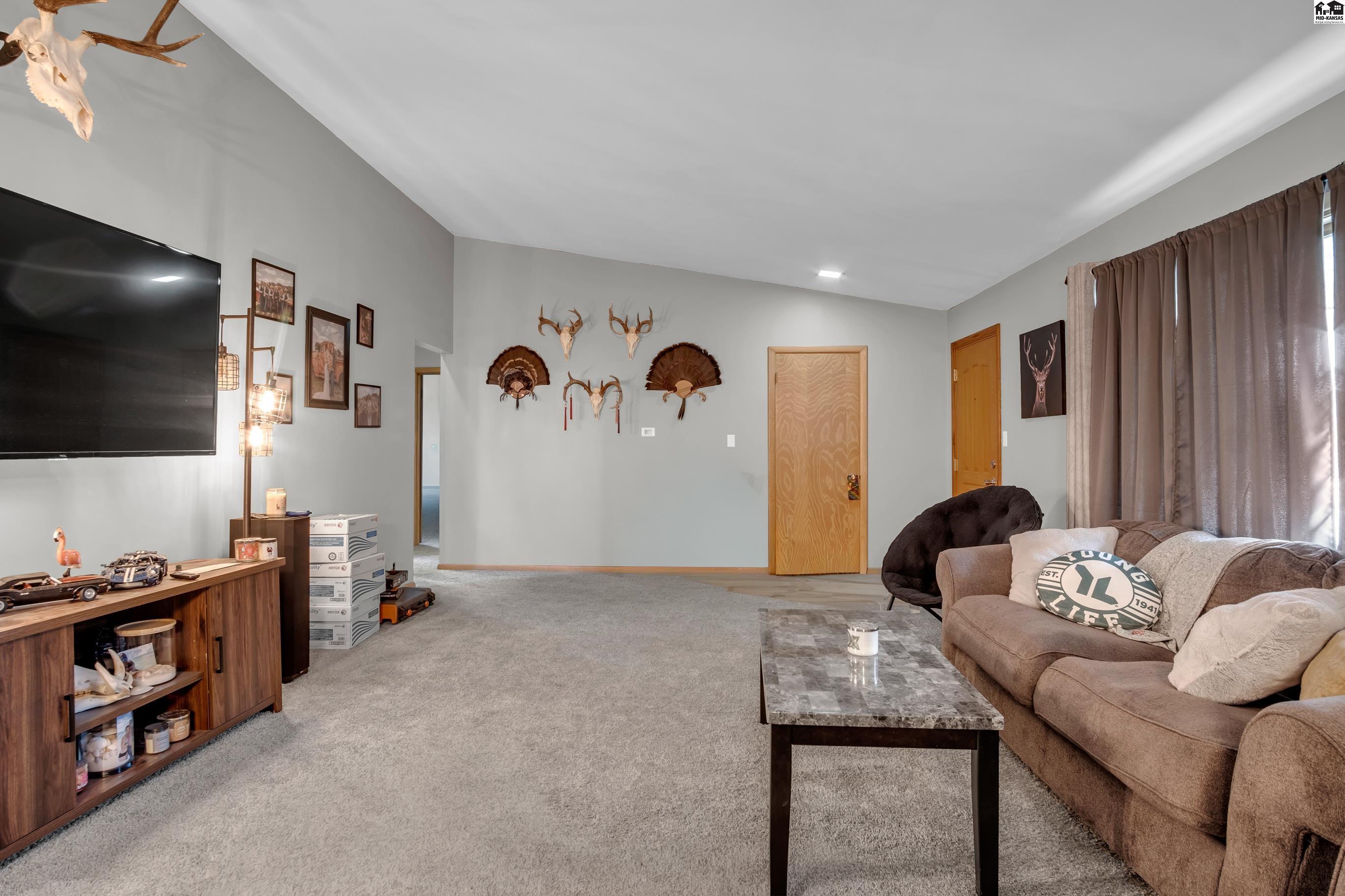 701 W Main Street Arlington KS 67514