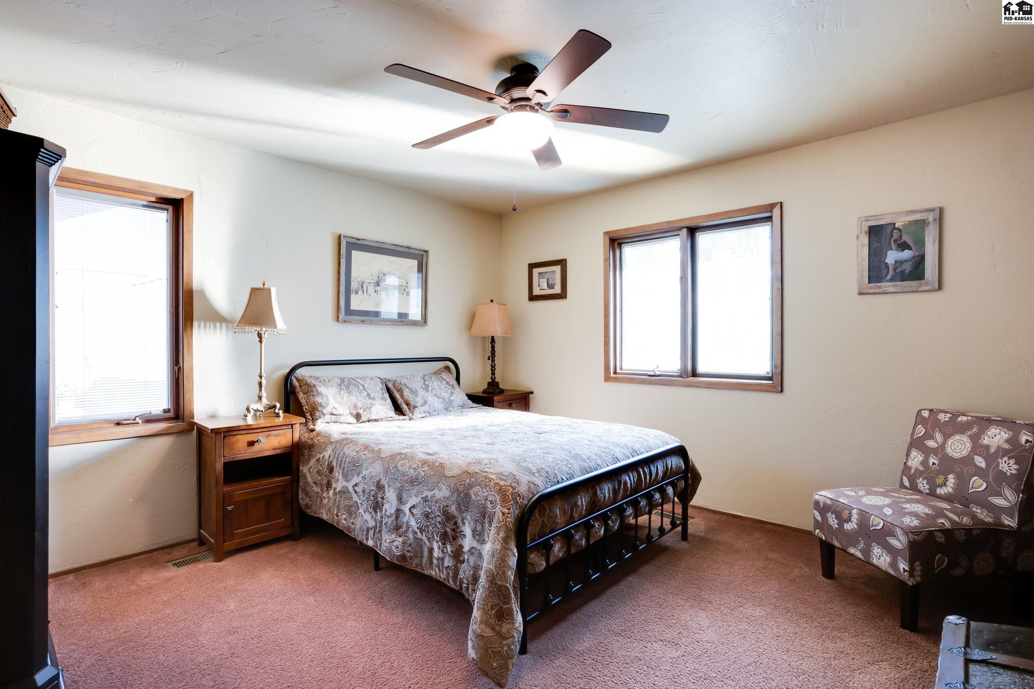 910 N Walnut Street Hutchinson KS 67501