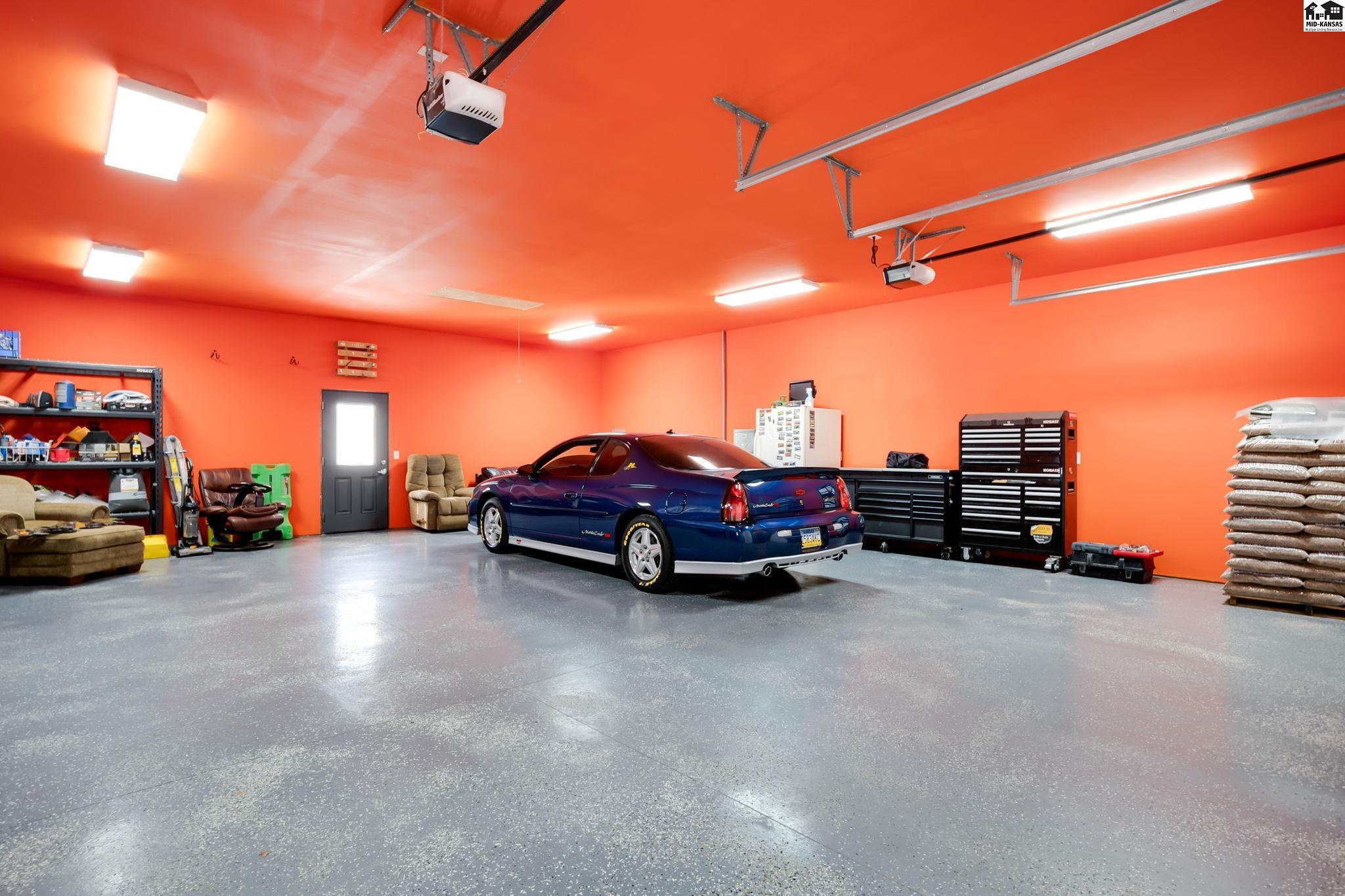 910 N Walnut Street Hutchinson KS 67501